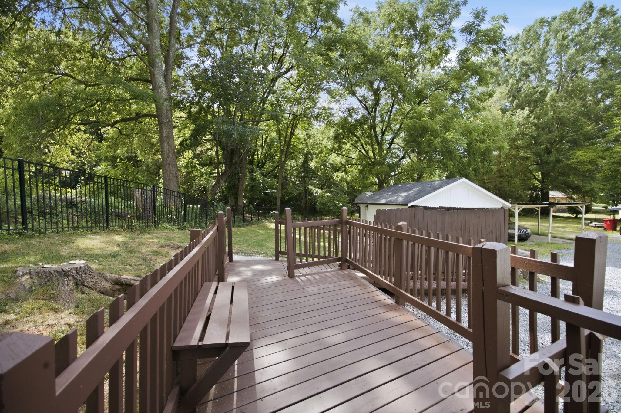 443 Brandon Street — Davidson
