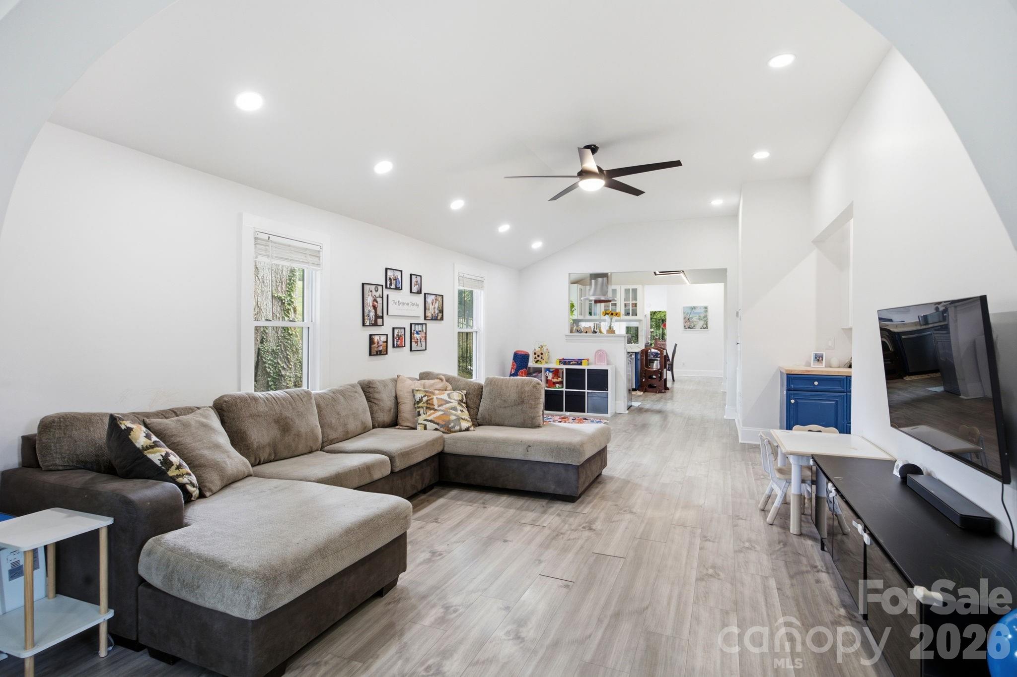 443 Brandon Street — Davidson