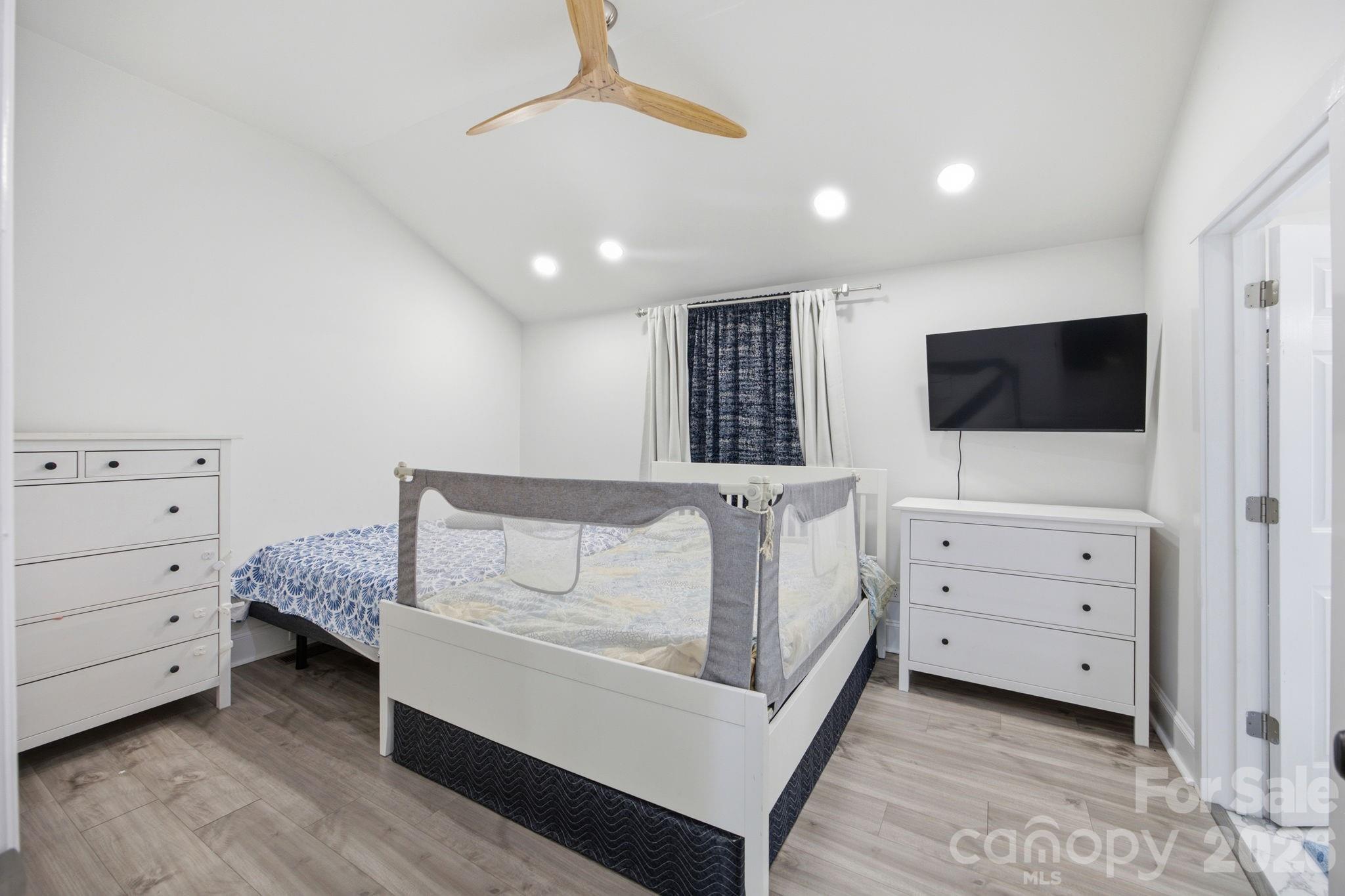 443 Brandon Street — Davidson