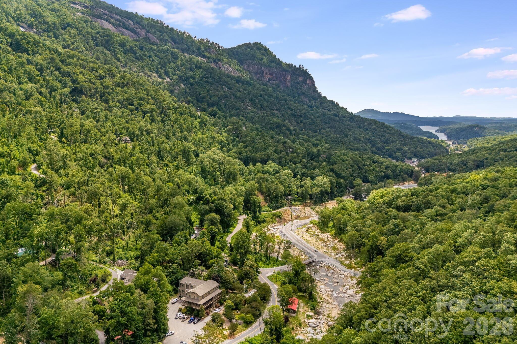 950 Main Street #5 — Chimney Rock