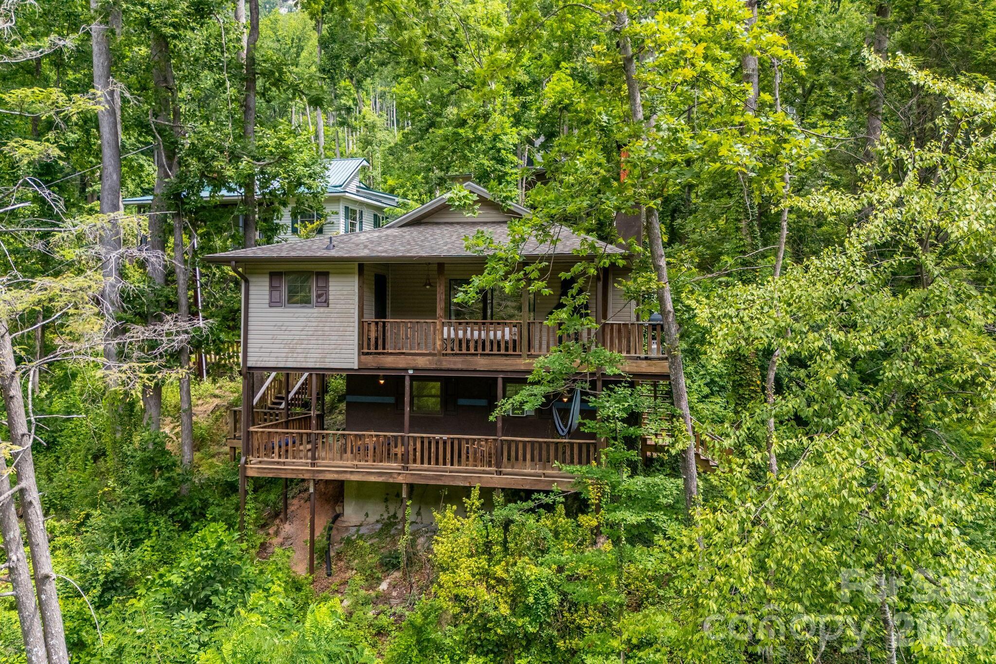 950 Main Street #5 — Chimney Rock