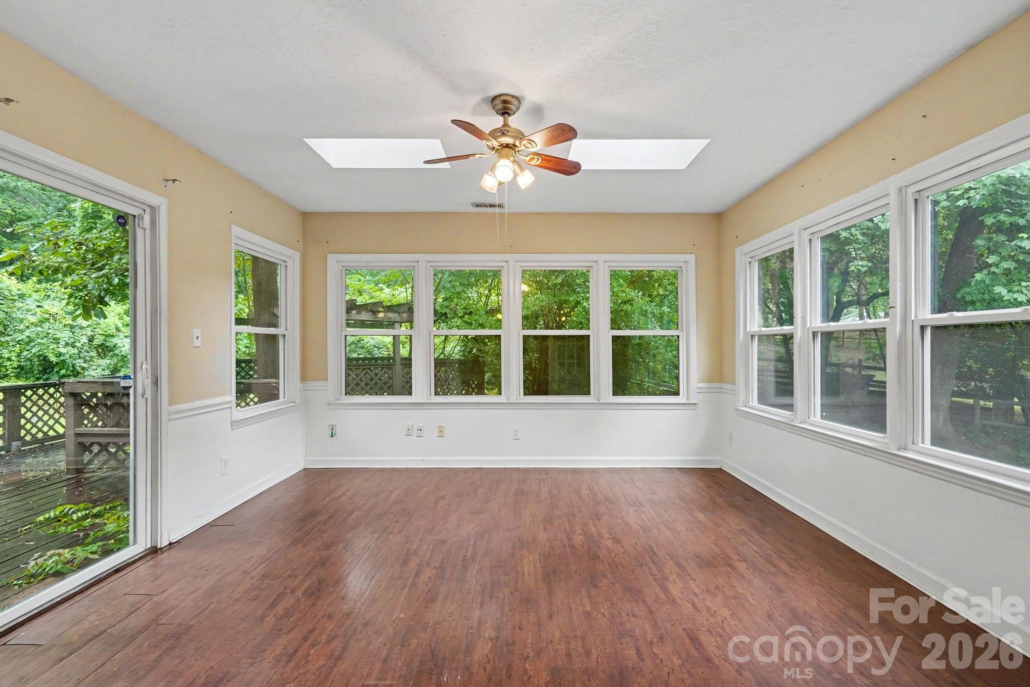 7111 Amarillo Drive — Charlotte