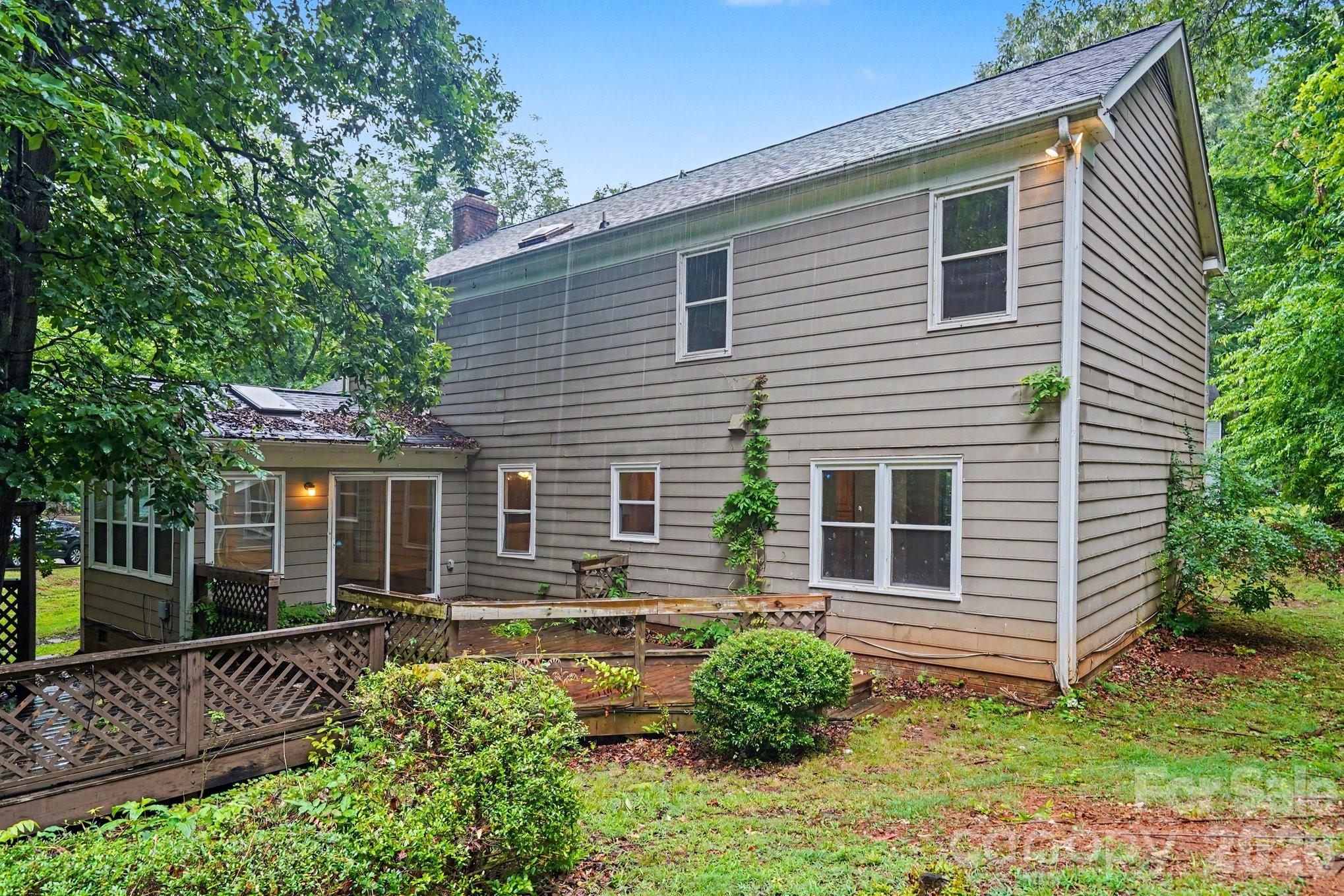 7111 Amarillo Drive — Charlotte