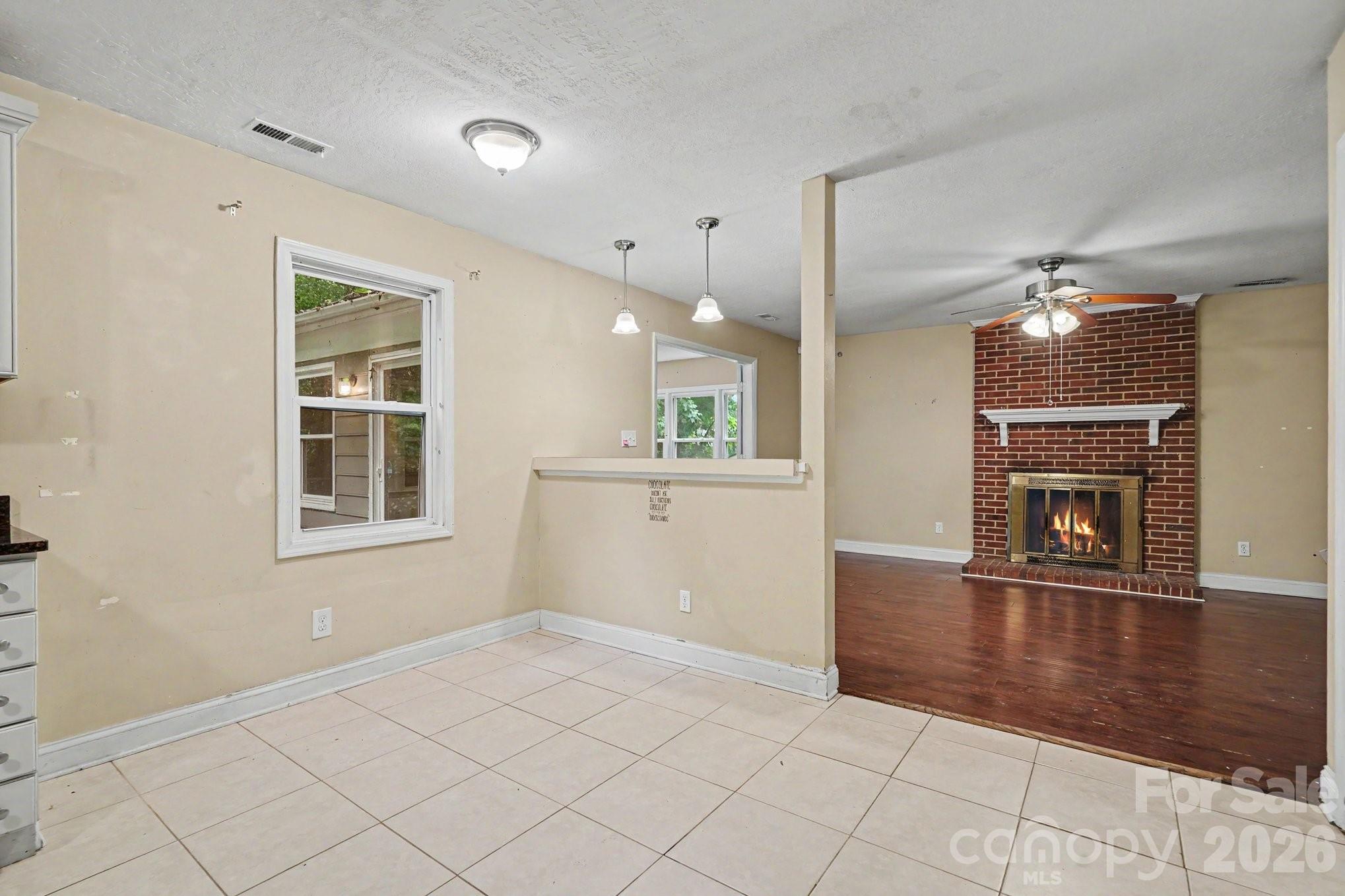 7111 Amarillo Drive — Charlotte