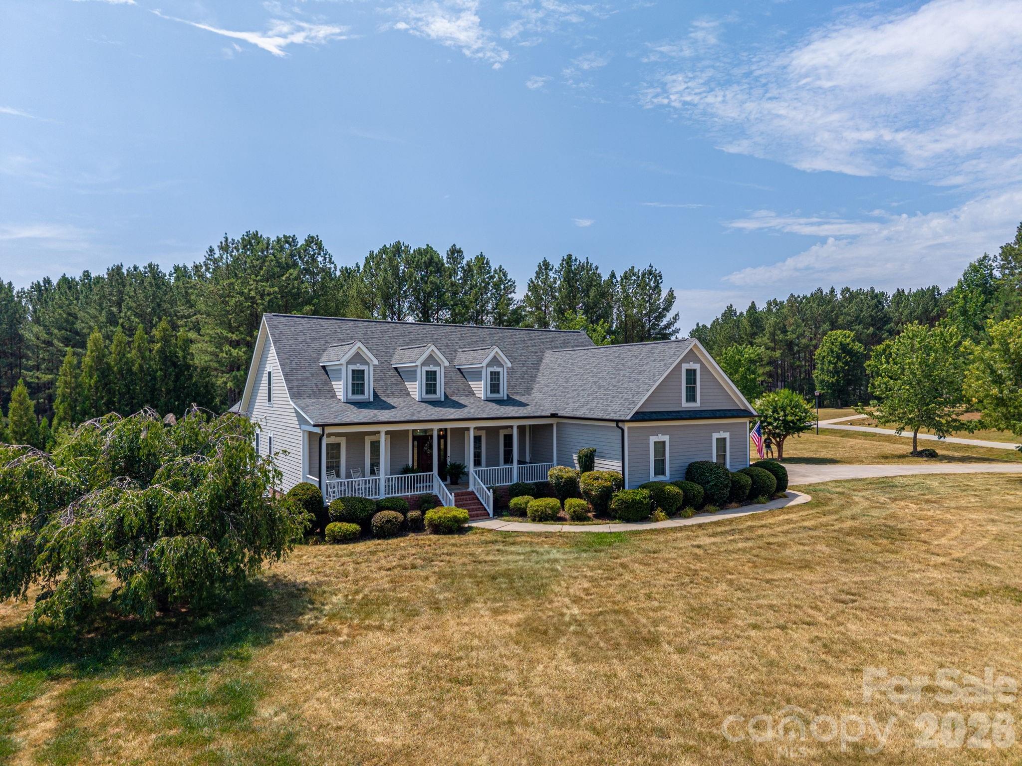 3020 N Ridge Court — Lincolnton