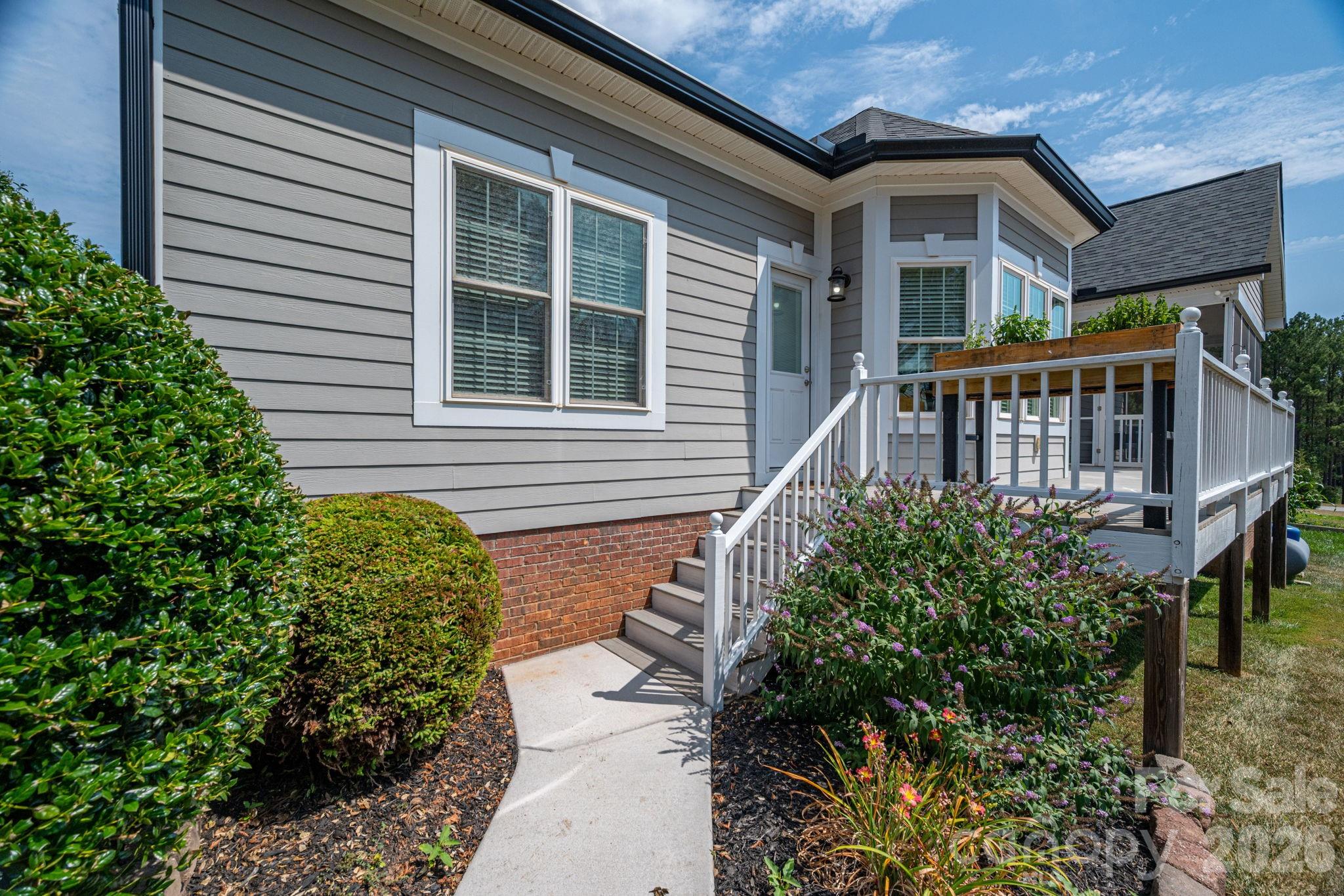 3020 N Ridge Court — Lincolnton