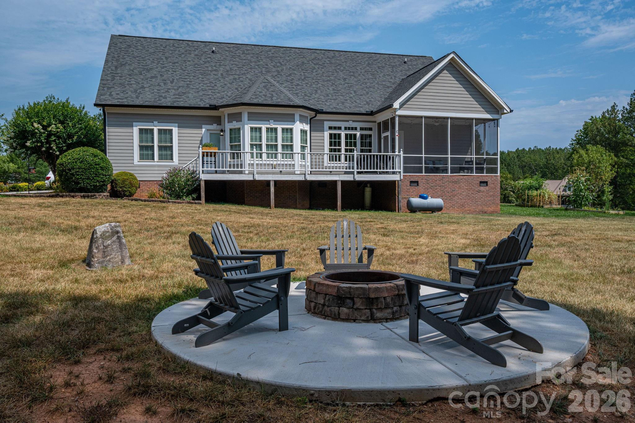 3020 N Ridge Court — Lincolnton