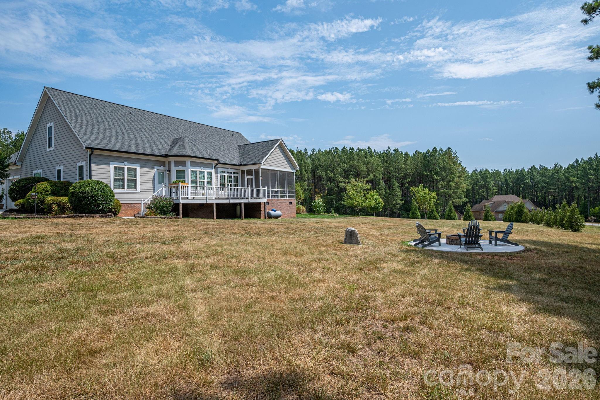 3020 N Ridge Court — Lincolnton