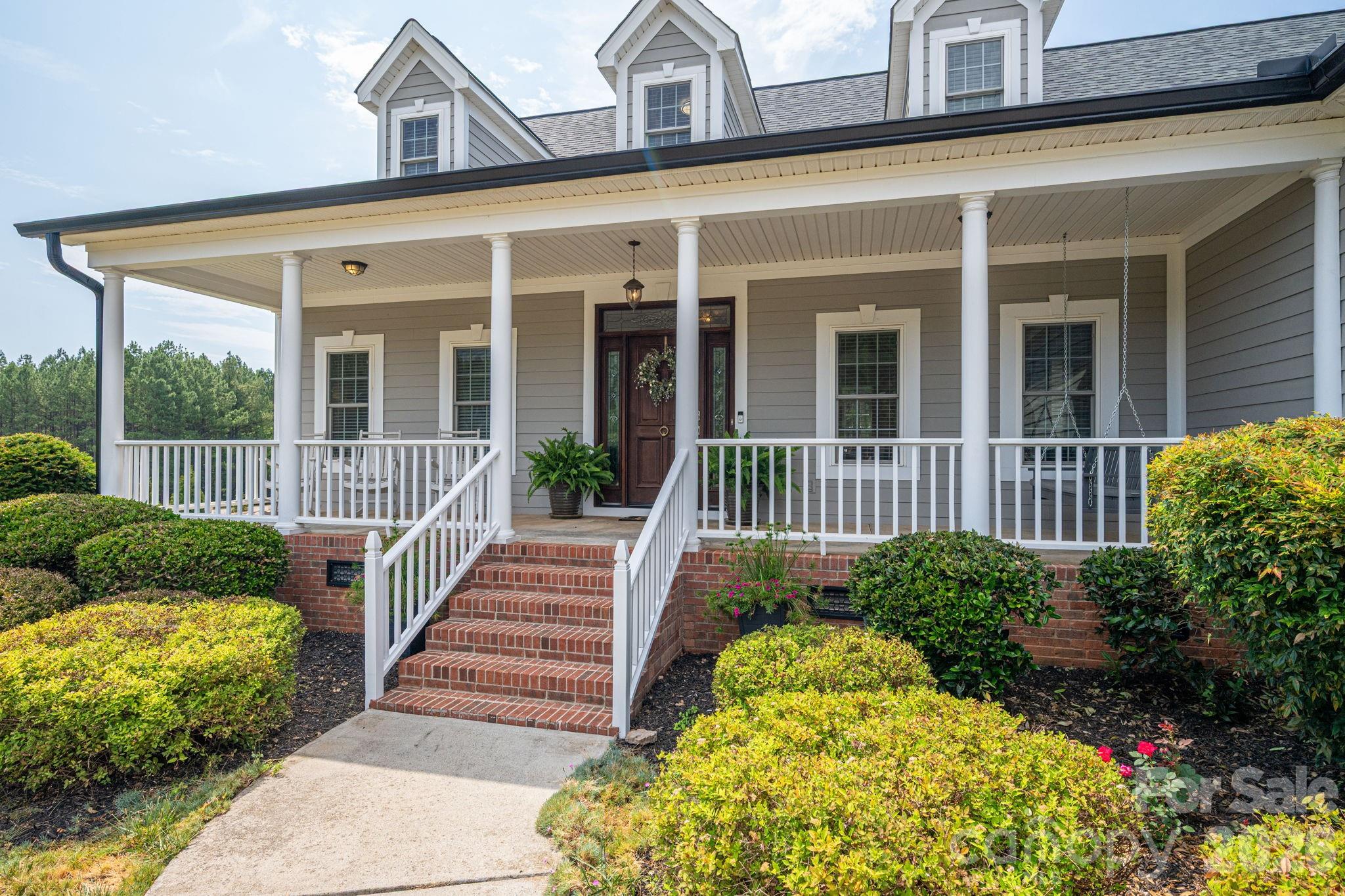 3020 N Ridge Court — Lincolnton