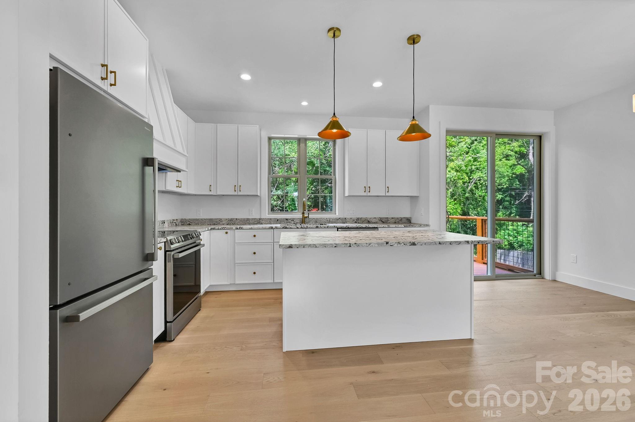 225 Edgewood Road S — Asheville