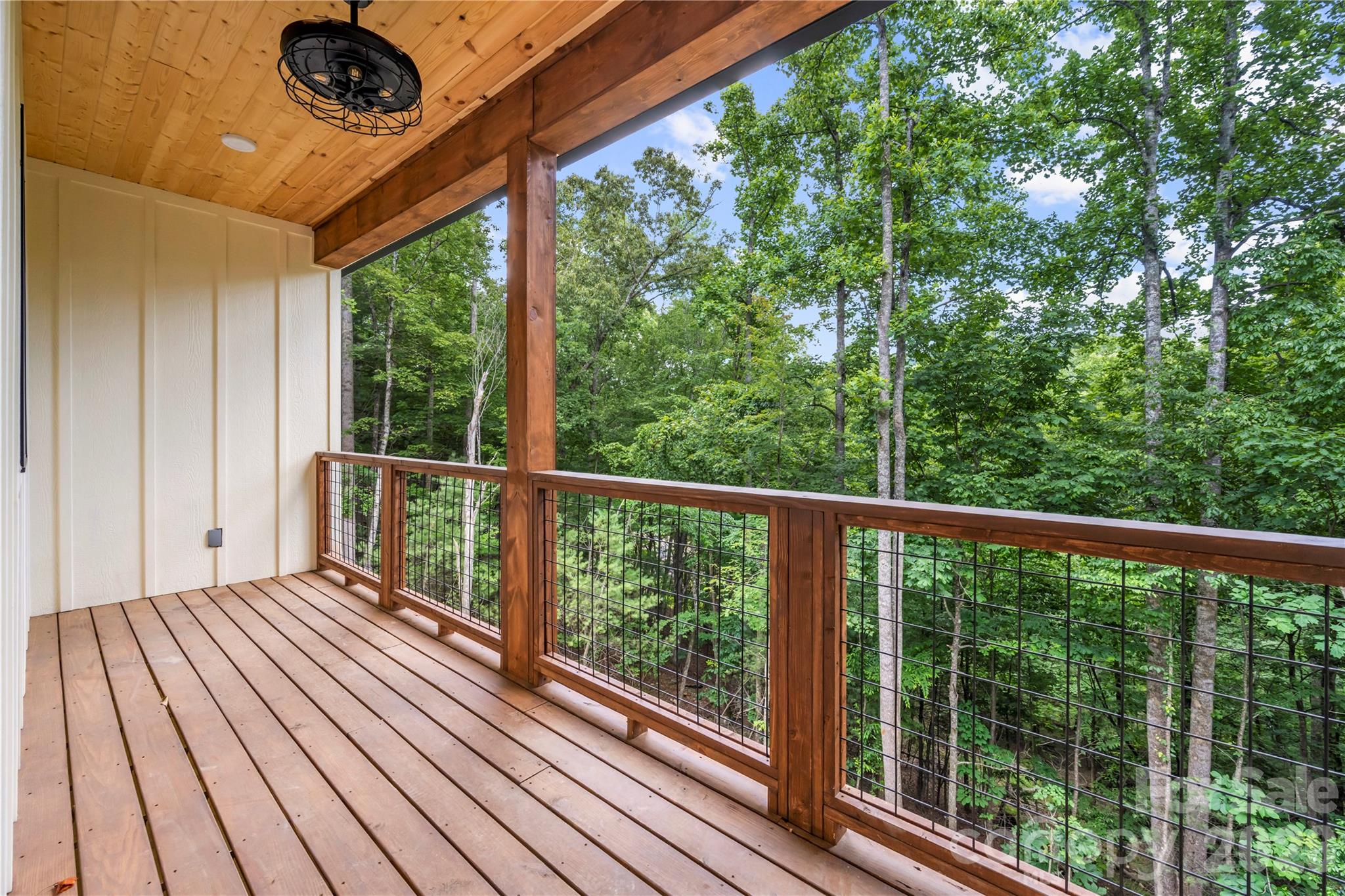 210 Hickory Tree Lane — Hendersonville