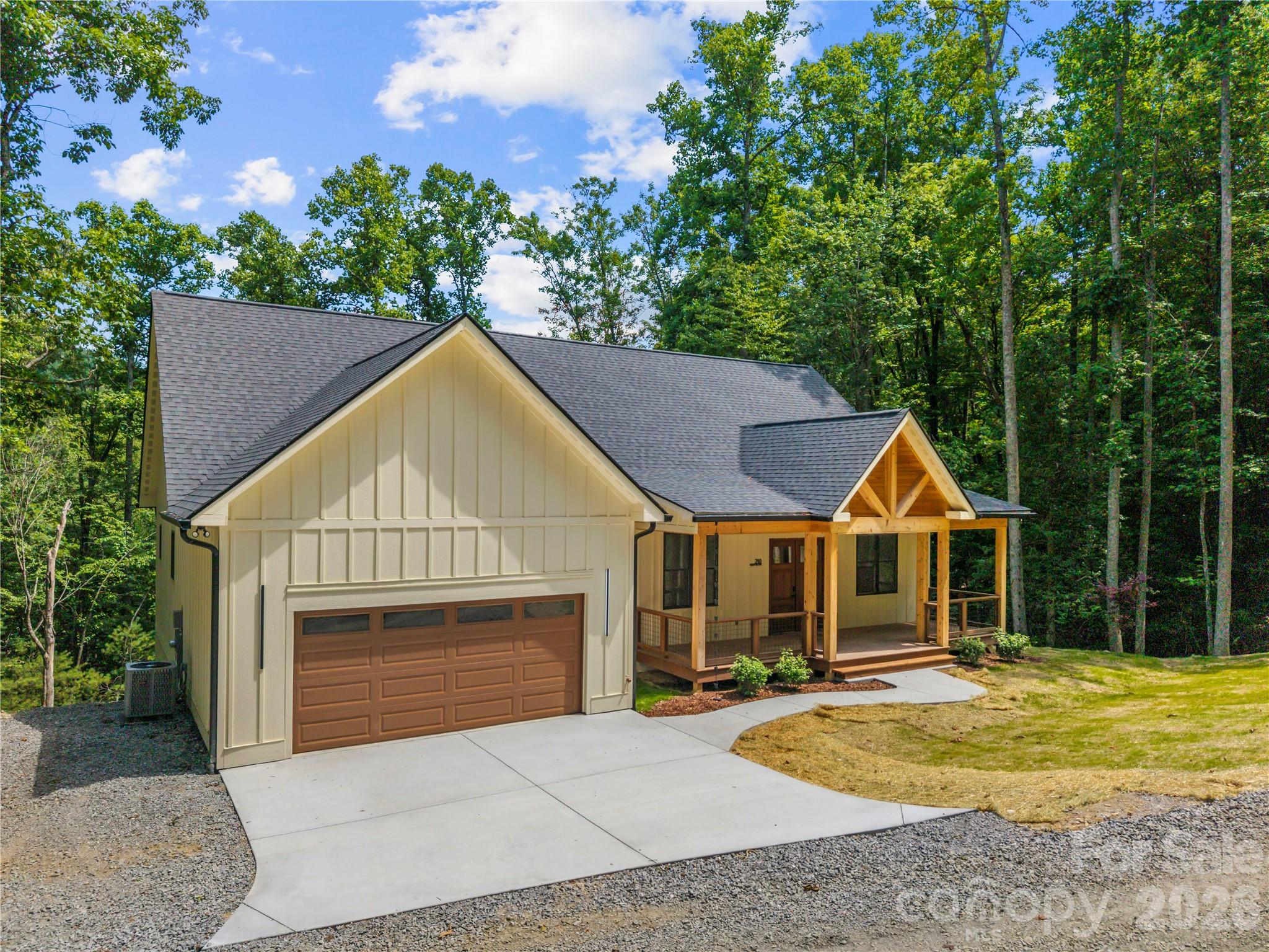 210 Hickory Tree Lane — Hendersonville