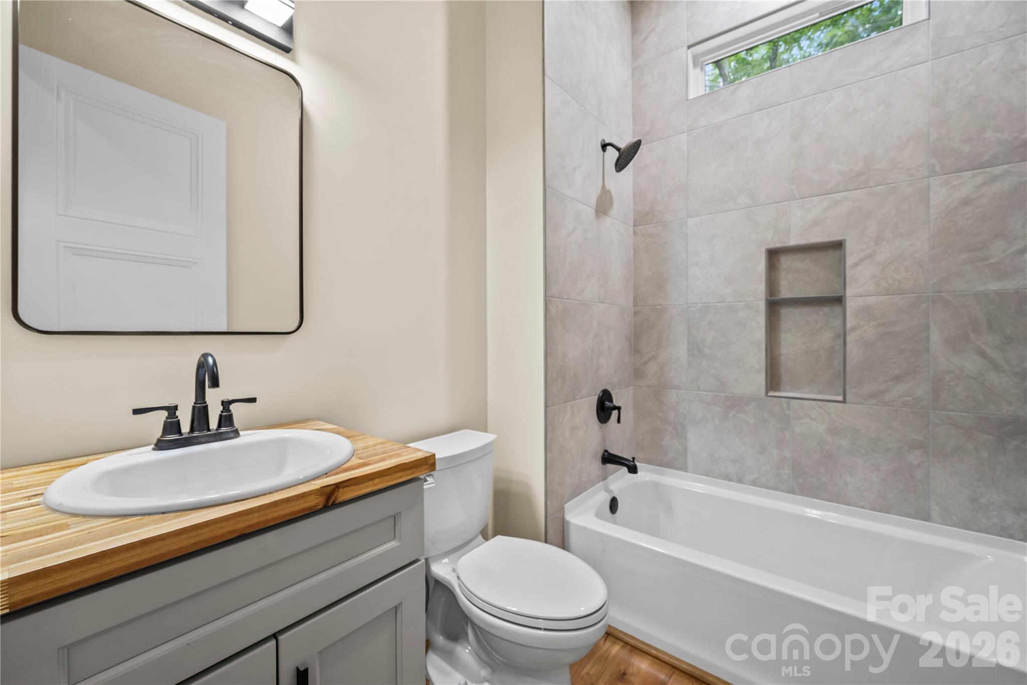 210 Hickory Tree Lane — Hendersonville