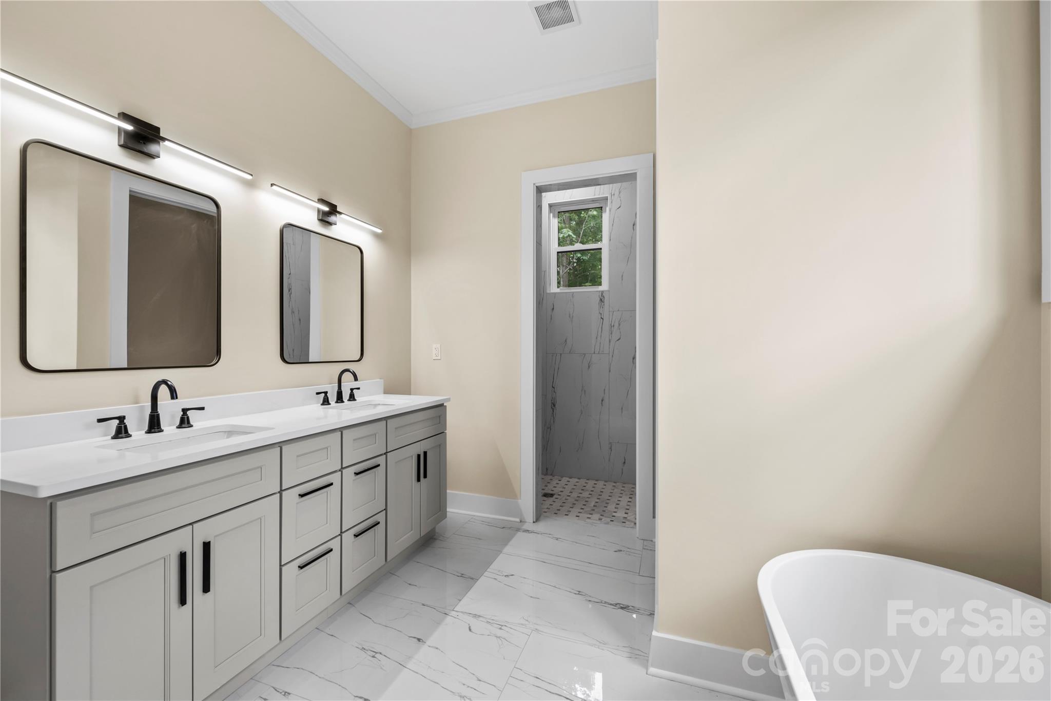210 Hickory Tree Lane — Hendersonville