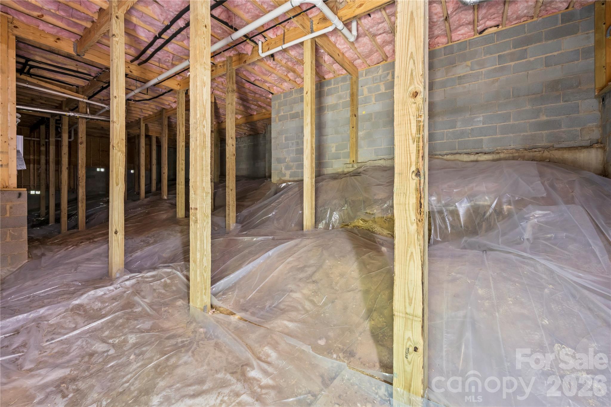 210 Hickory Tree Lane — Hendersonville