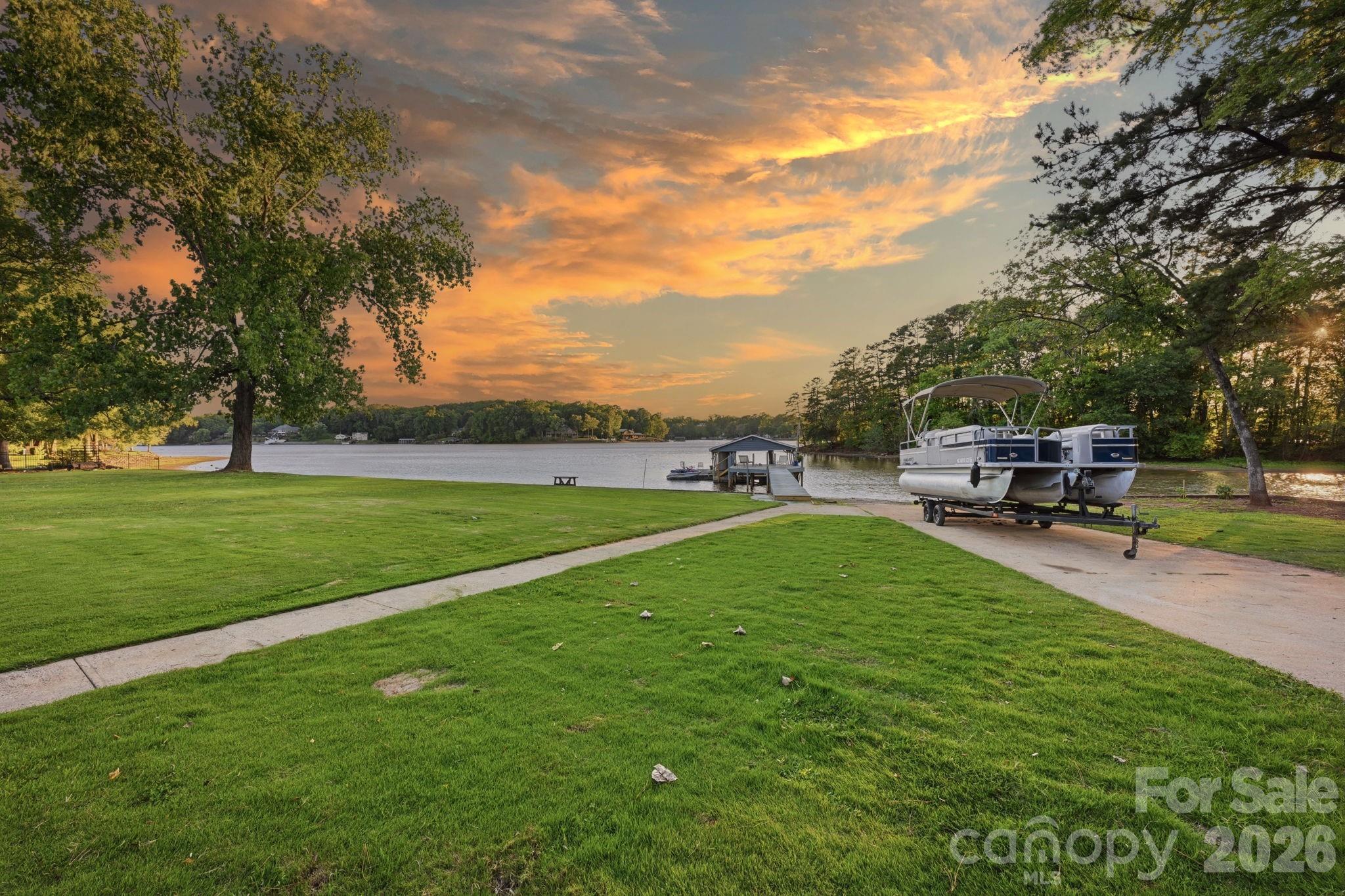 4420 Tucker Road — Belmont