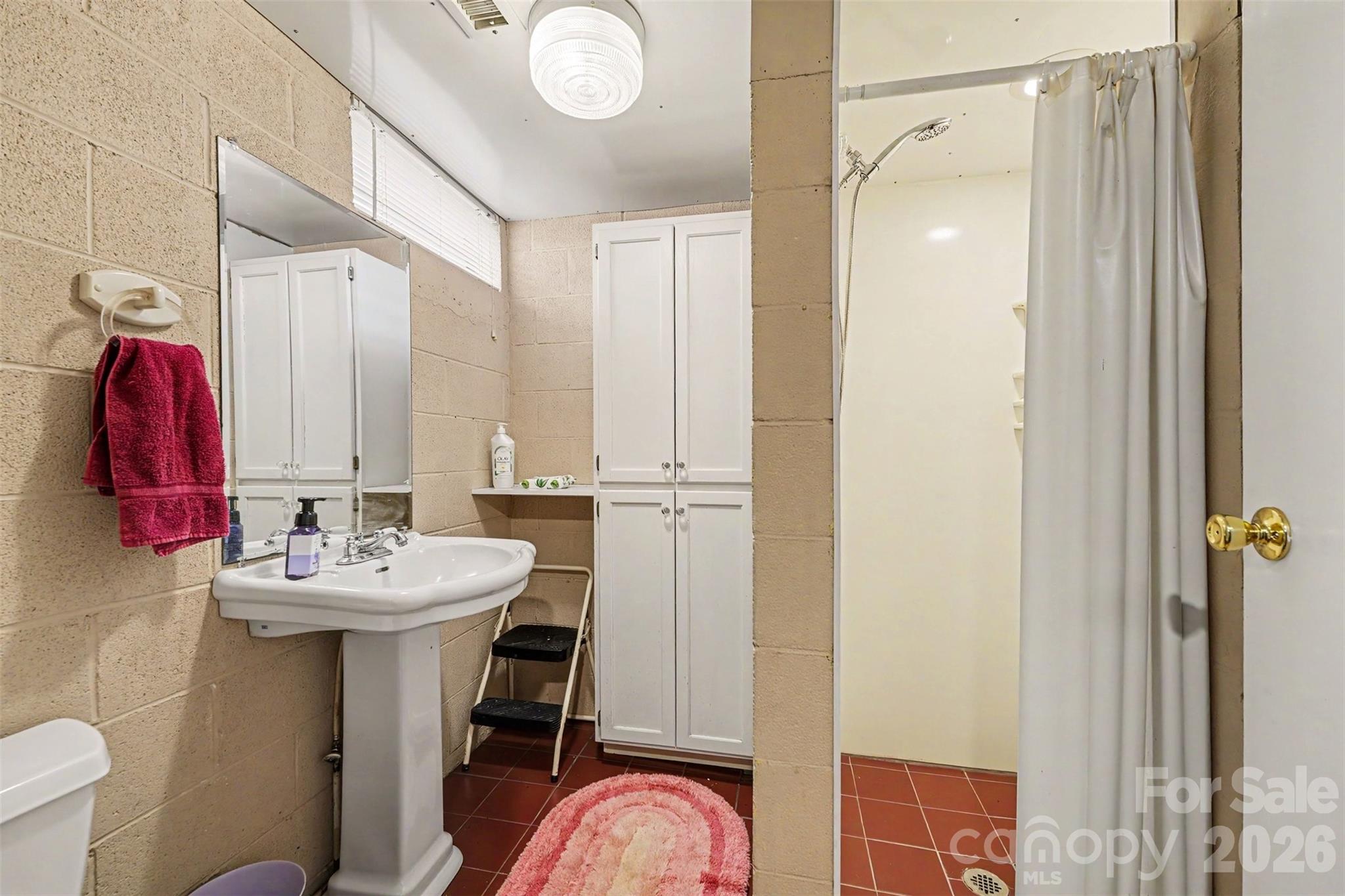 591 Mullis Road — Union Grove