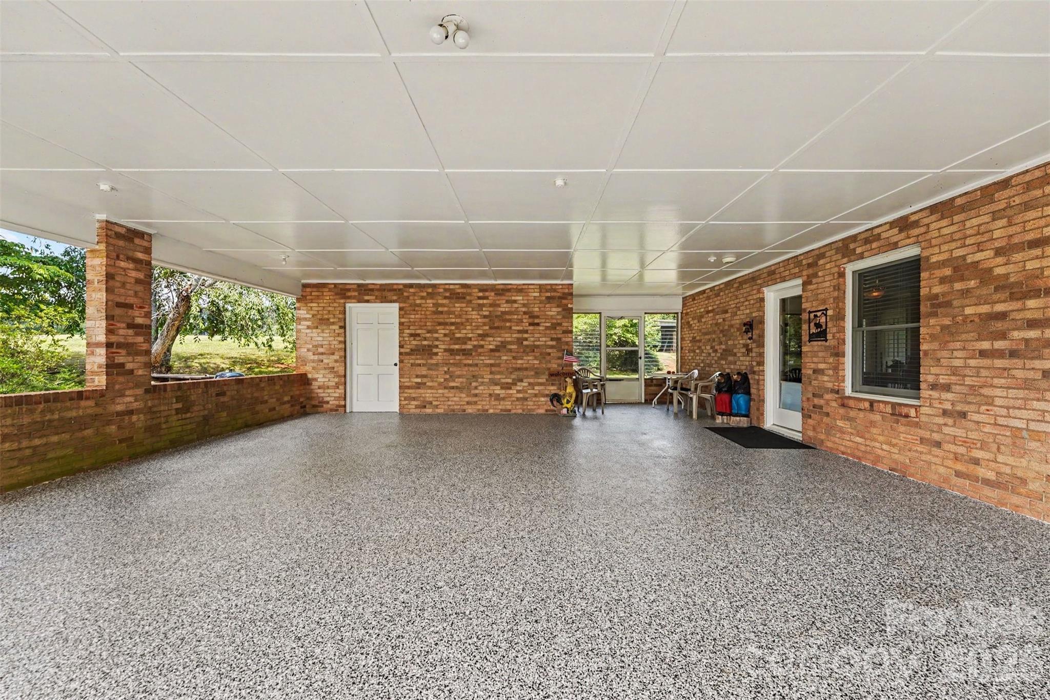 591 Mullis Road — Union Grove