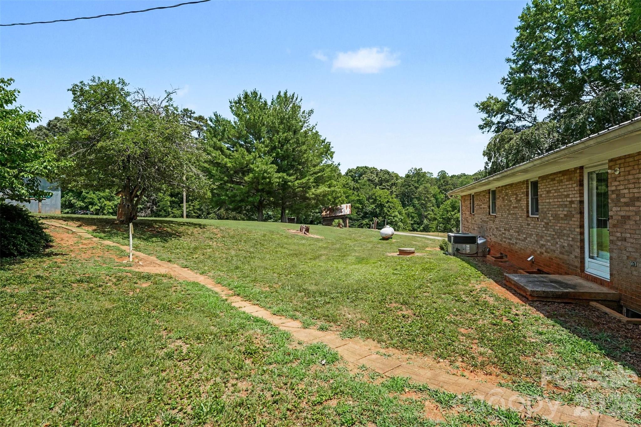 591 Mullis Road — Union Grove