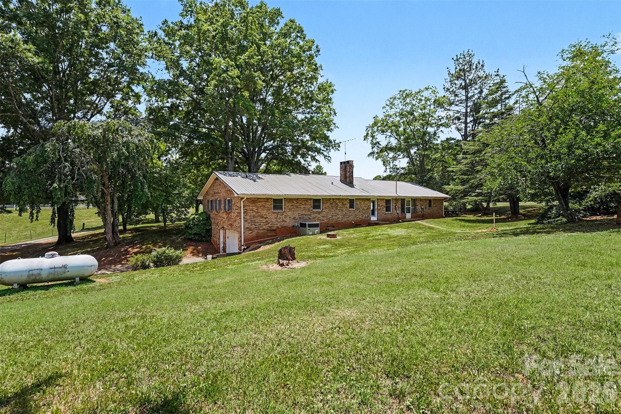 591 Mullis Road — Union Grove