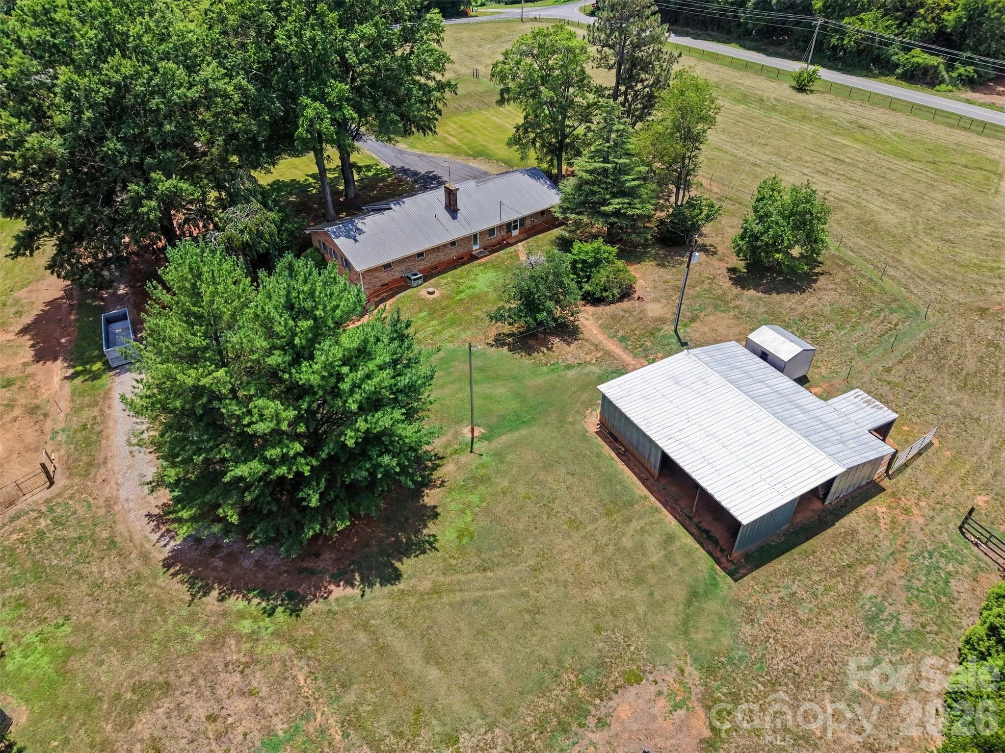 591 Mullis Road — Union Grove