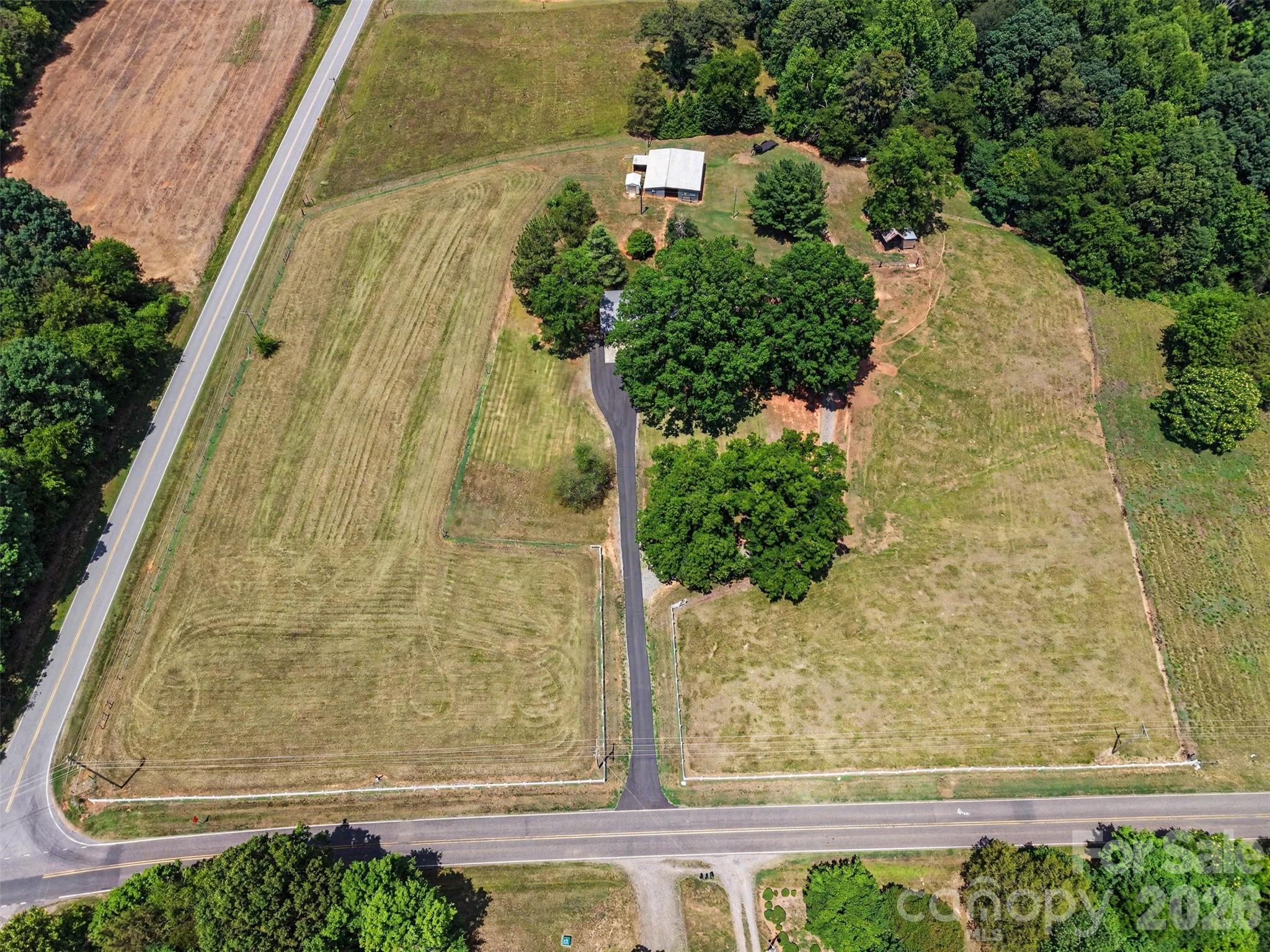 591 Mullis Road — Union Grove