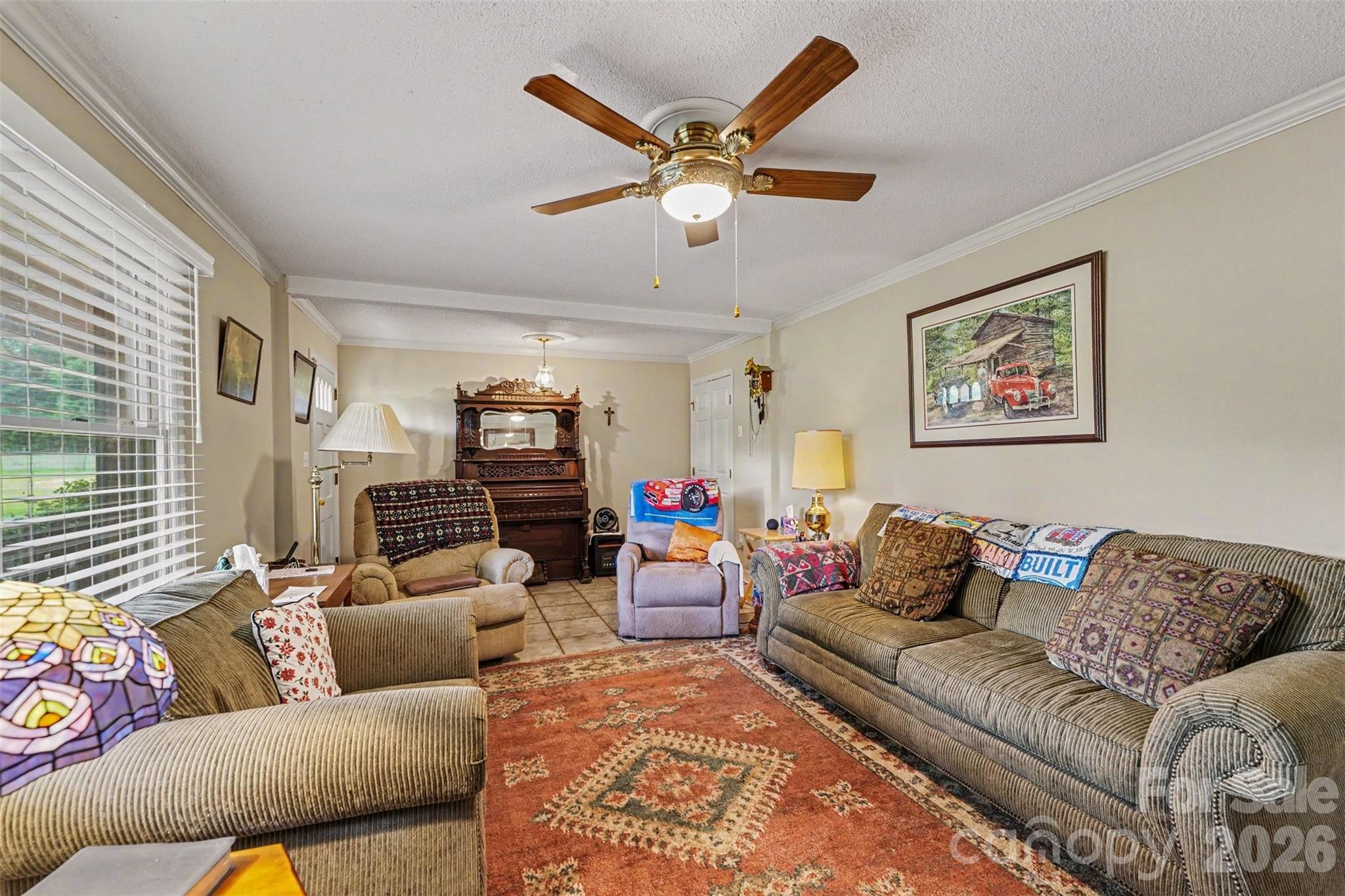 591 Mullis Road — Union Grove