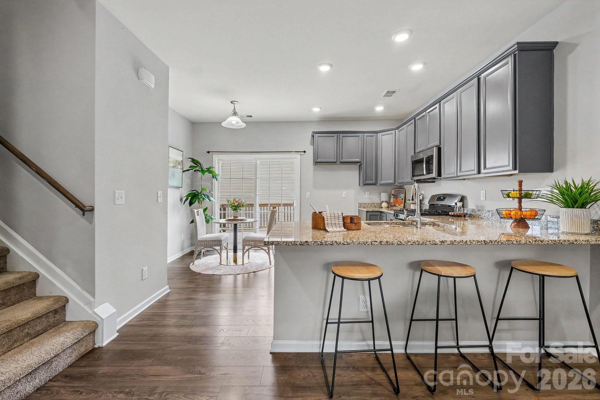6411 Revolutionary Trail — Charlotte
