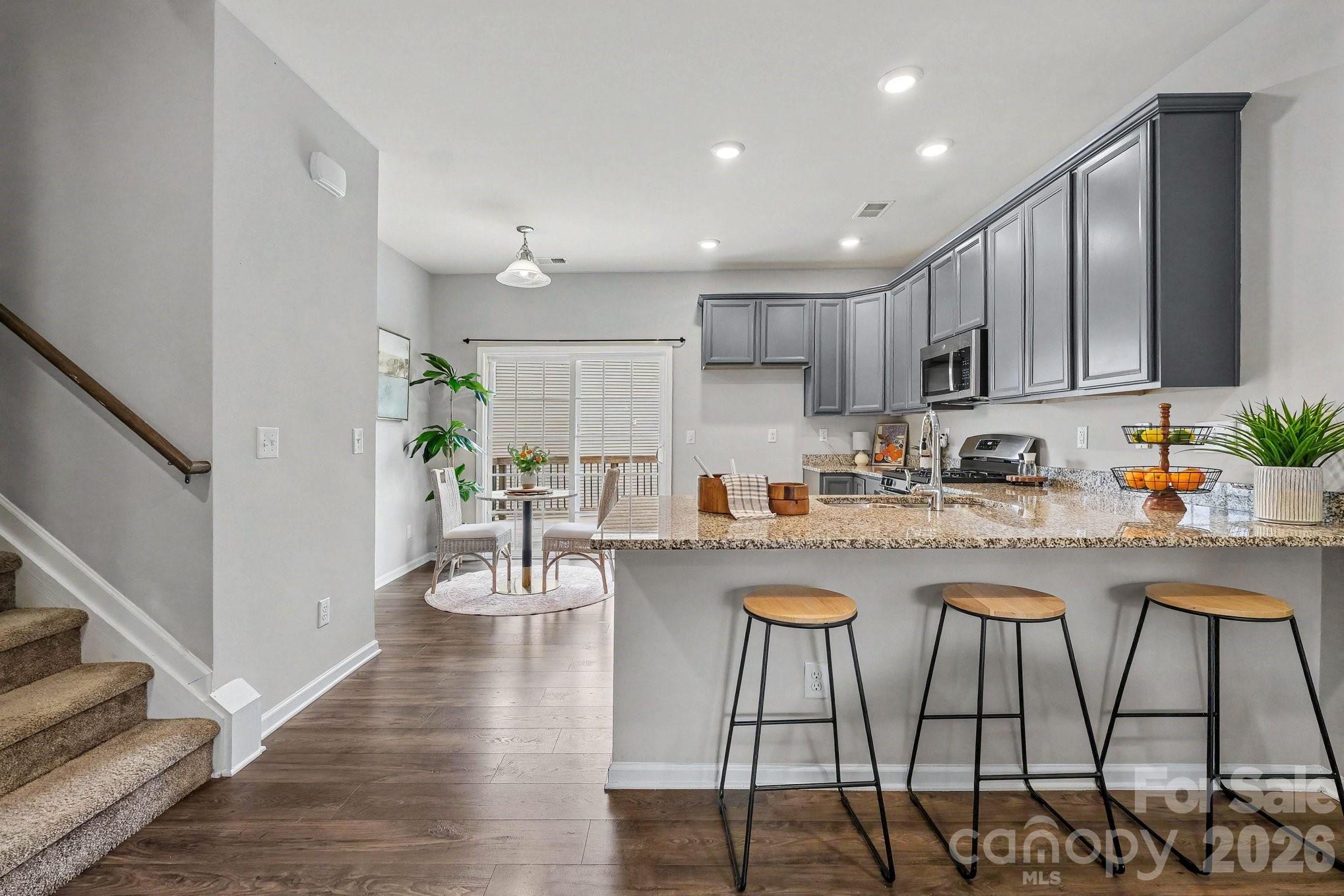 6411 Revolutionary Trail — Charlotte