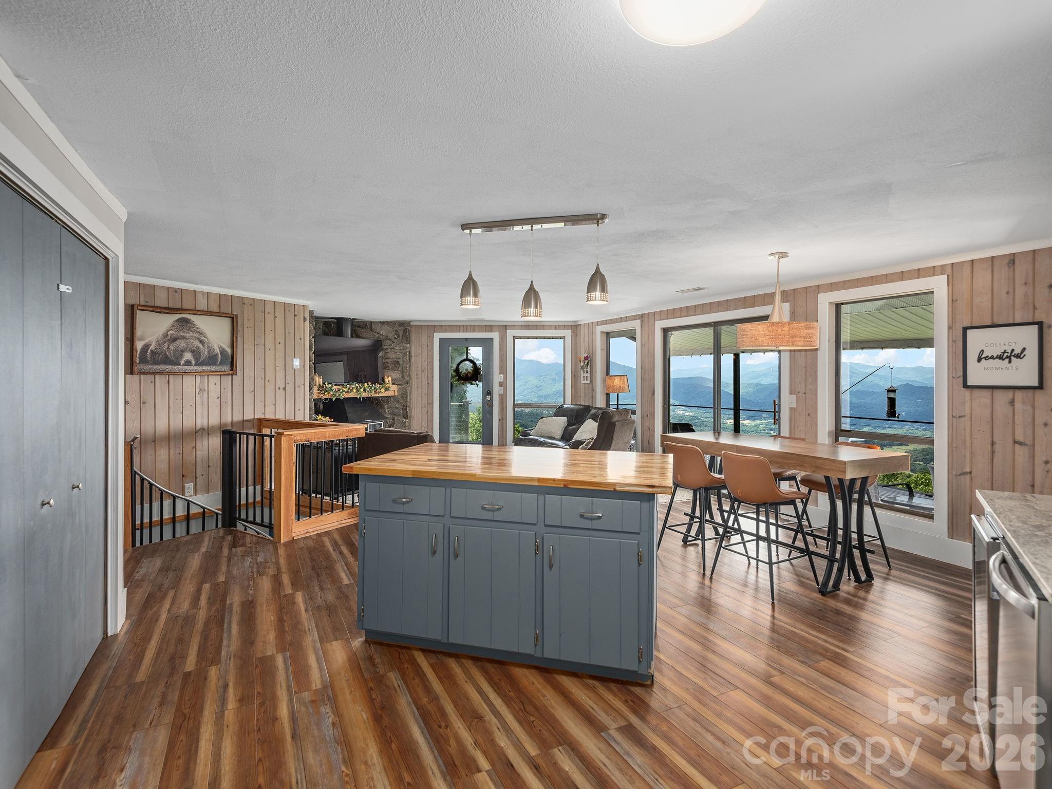 153 Windalier Lane — Waynesville