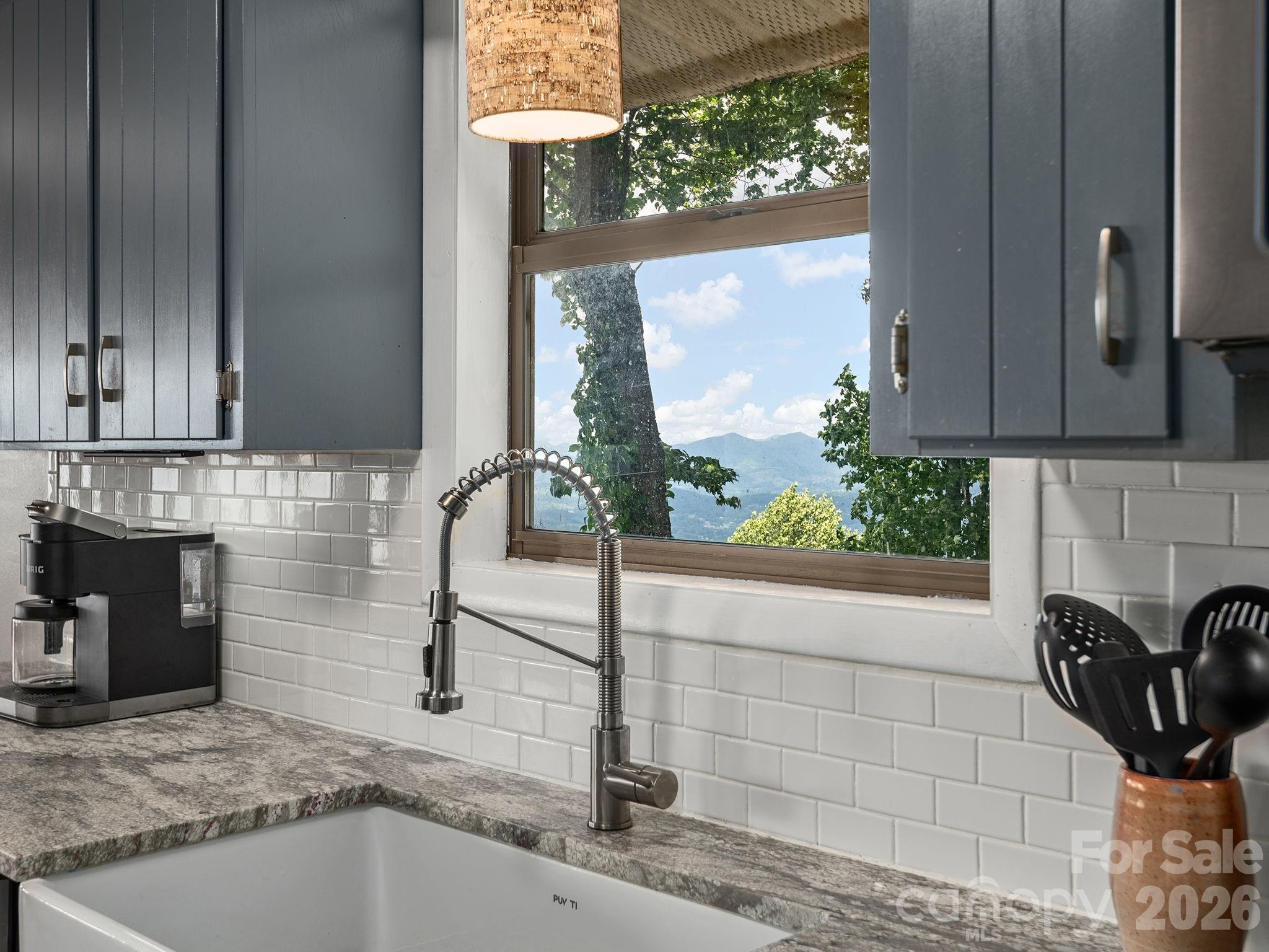 153 Windalier Lane — Waynesville