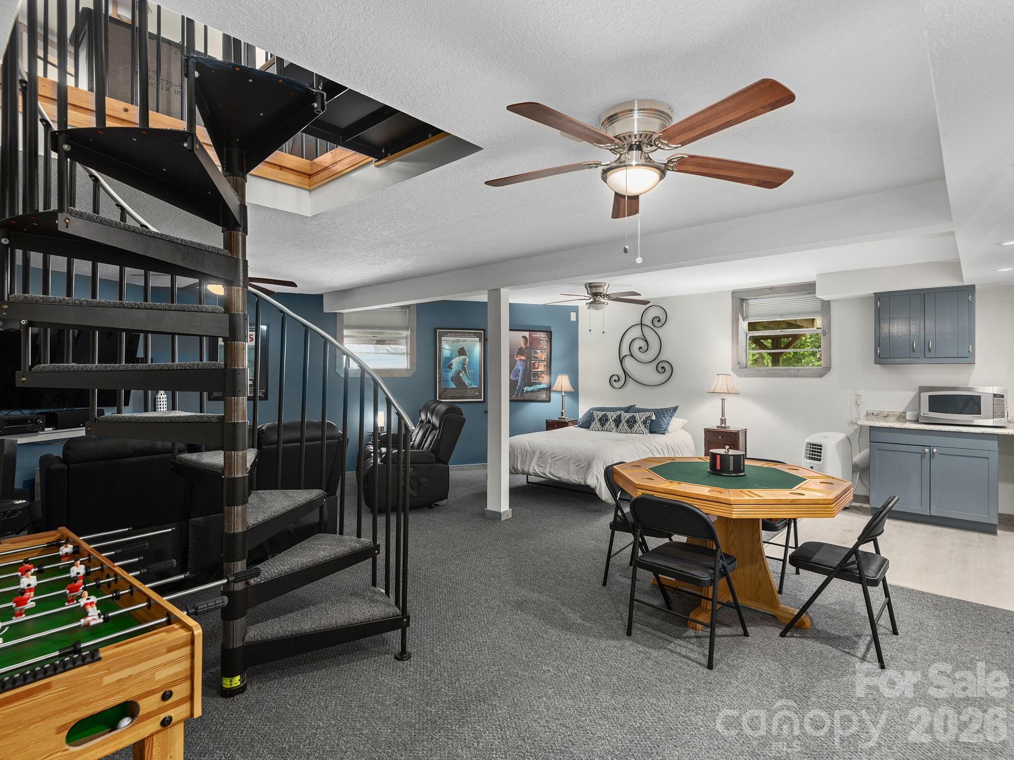 153 Windalier Lane — Waynesville