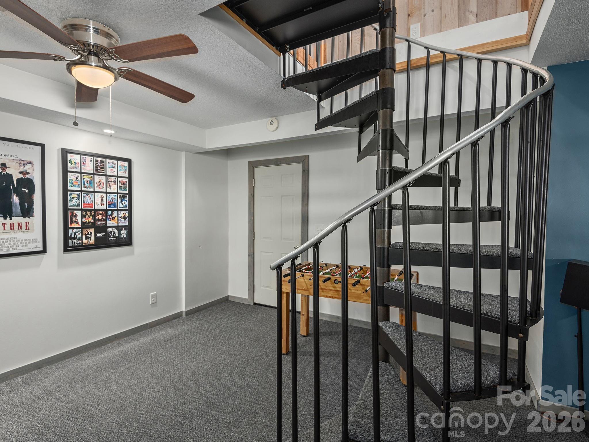 153 Windalier Lane — Waynesville