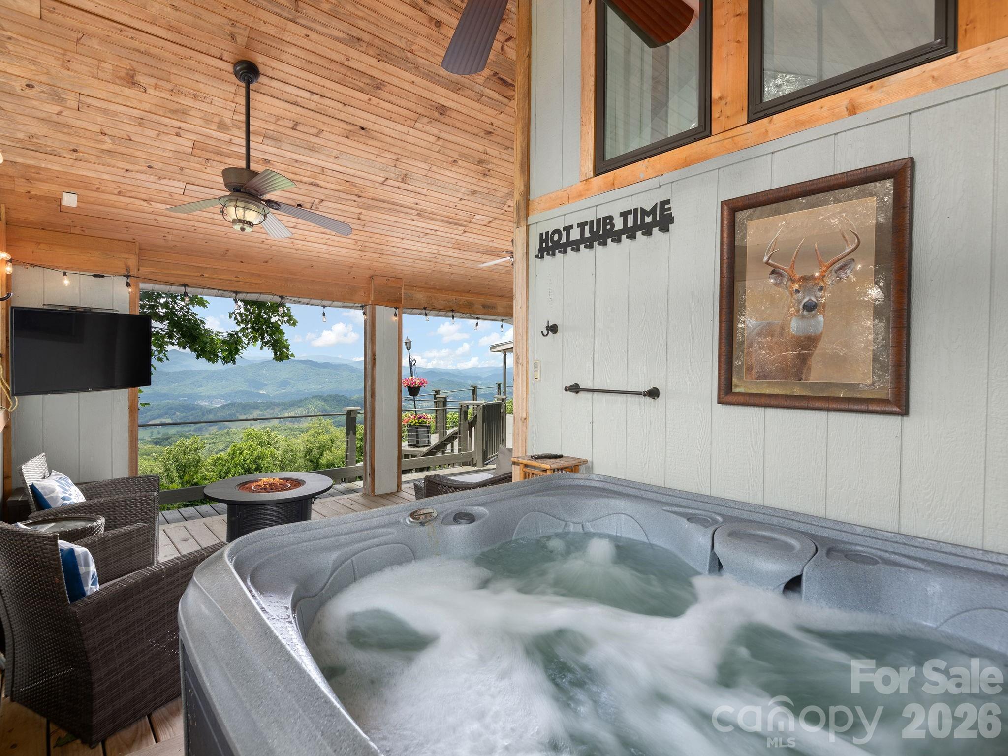 153 Windalier Lane — Waynesville