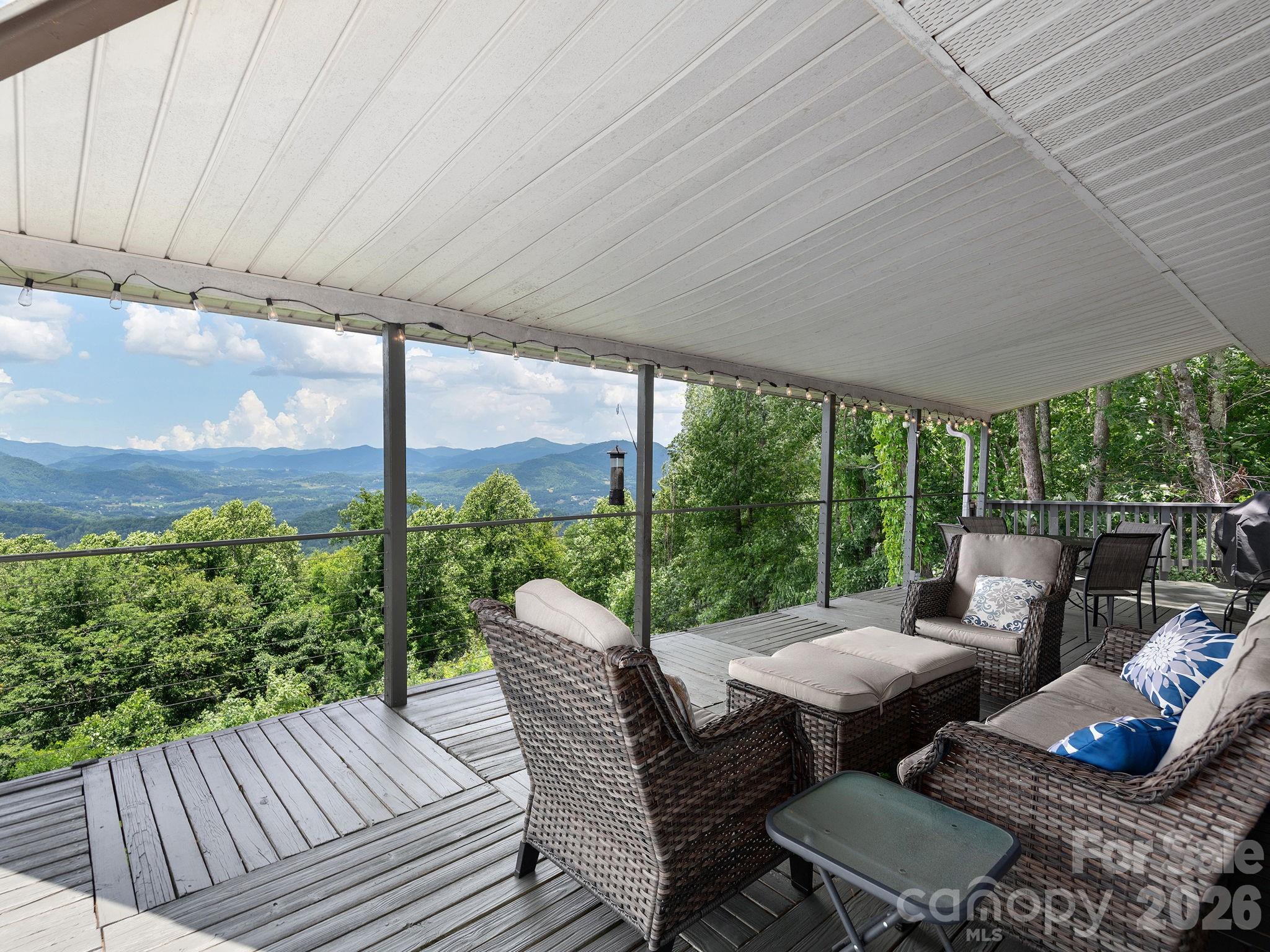 153 Windalier Lane — Waynesville