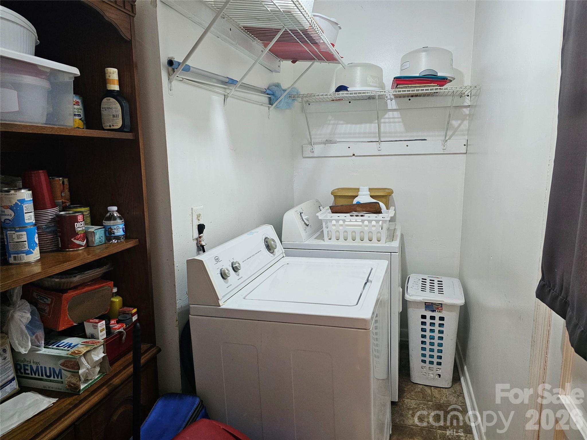 306 Wylie Park Road — Lancaster