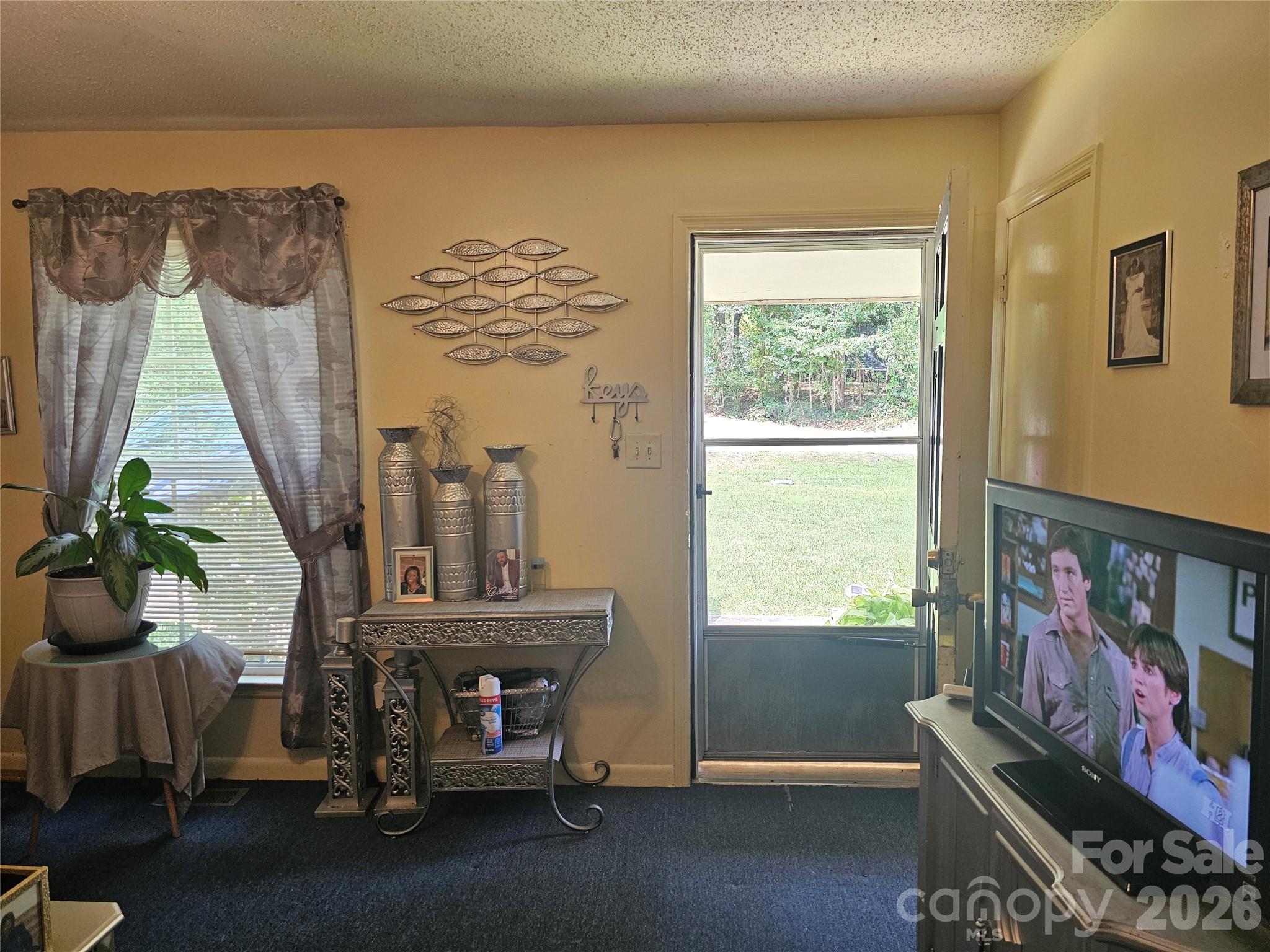 306 Wylie Park Road — Lancaster