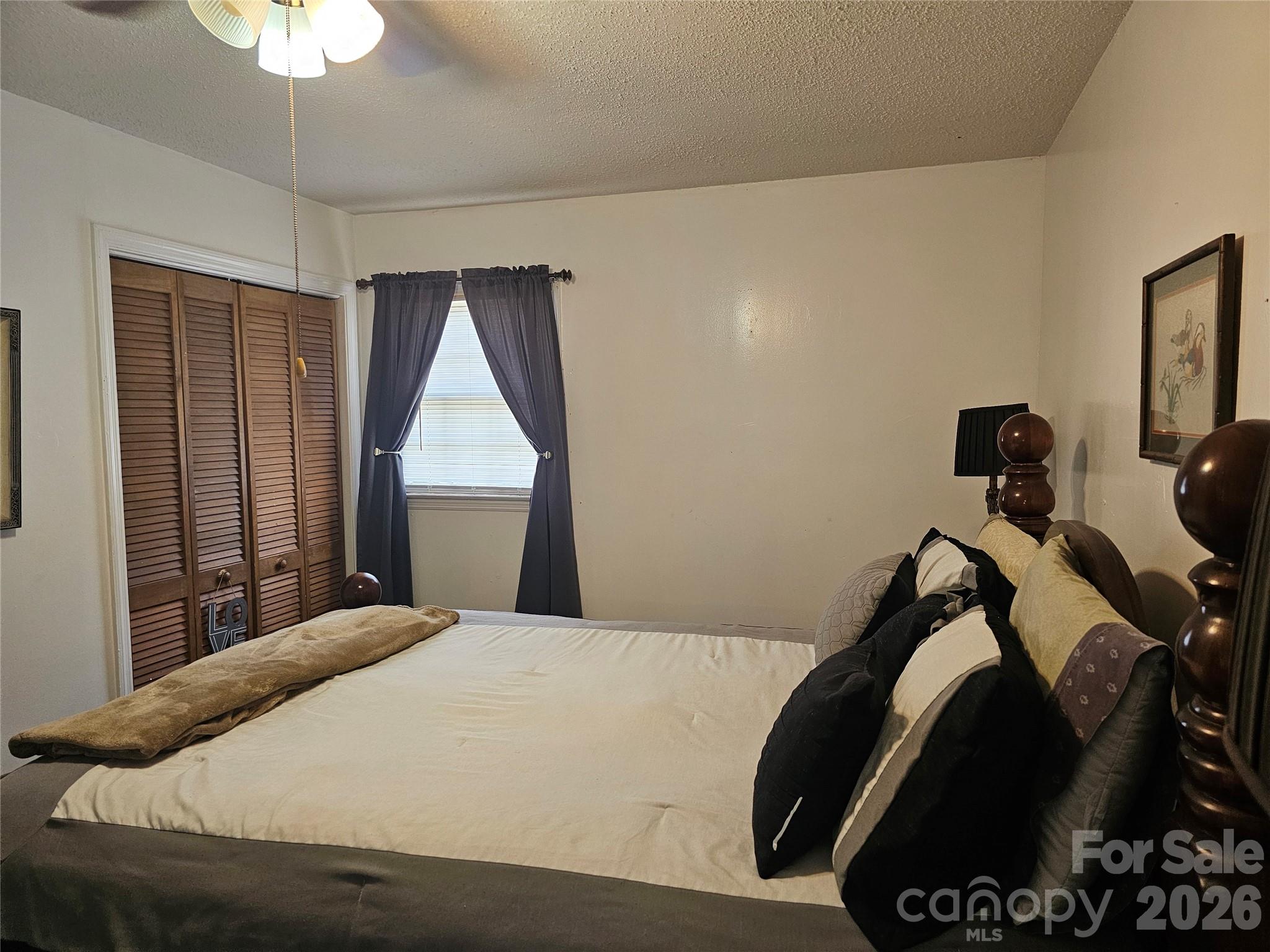 306 Wylie Park Road — Lancaster