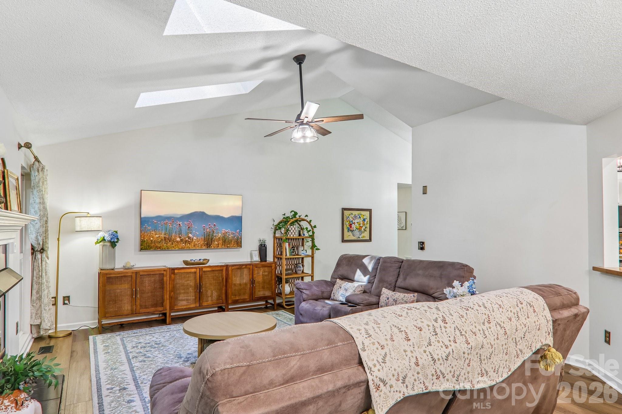 401 Heather Marie Drive — Hendersonville