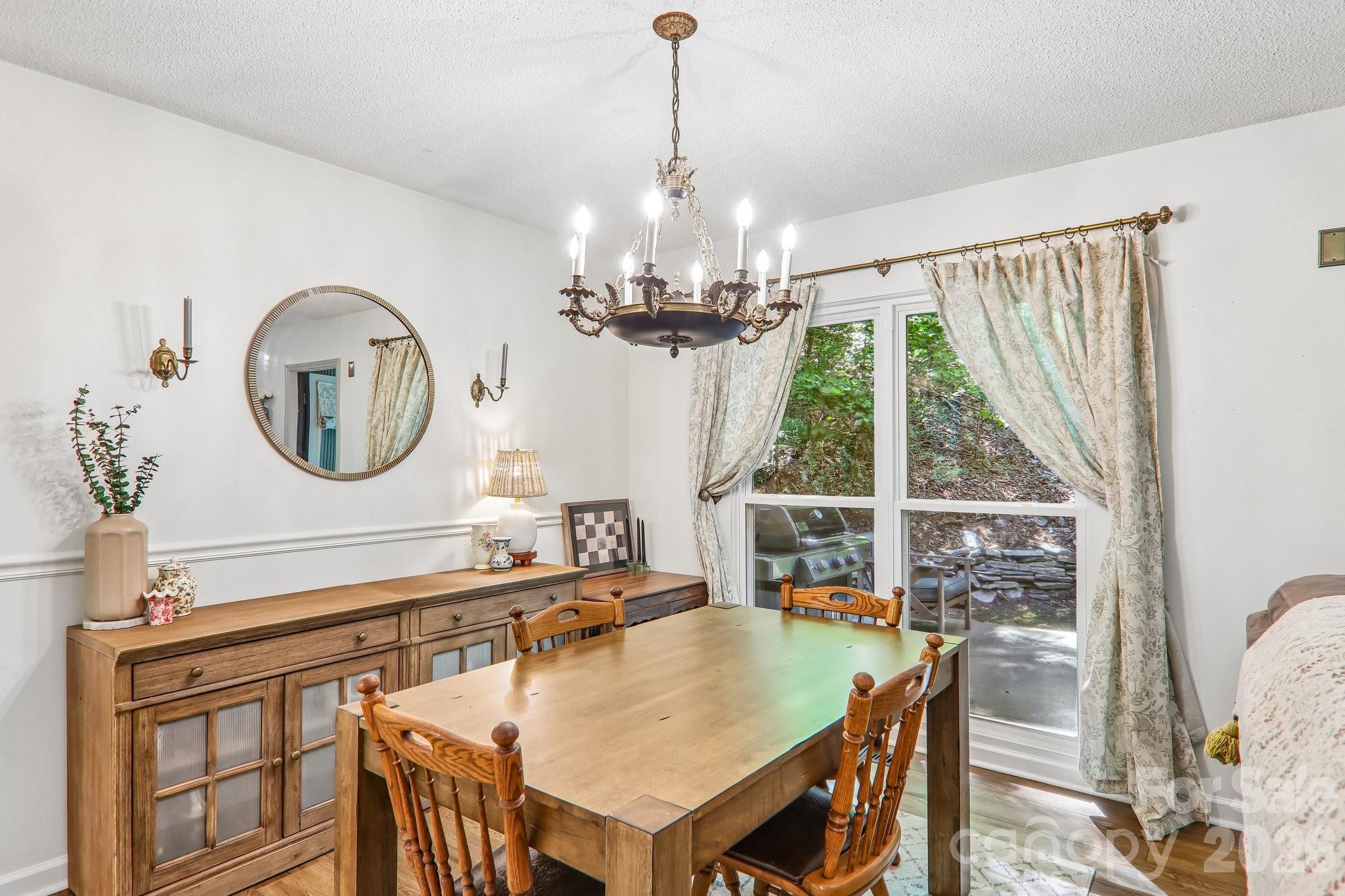 401 Heather Marie Drive — Hendersonville
