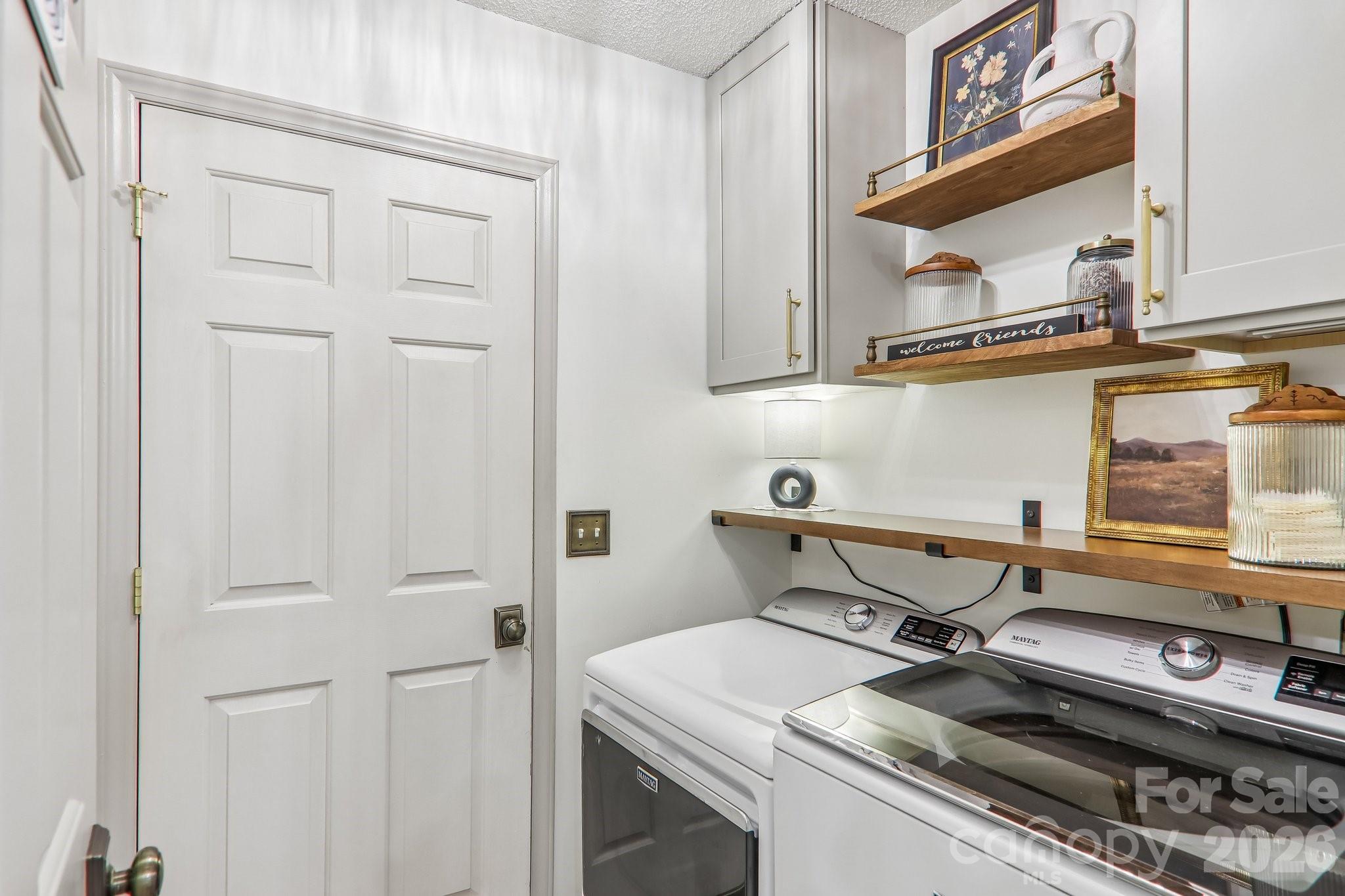 401 Heather Marie Drive — Hendersonville