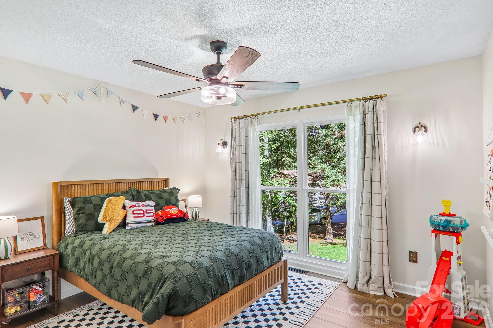 401 Heather Marie Drive — Hendersonville
