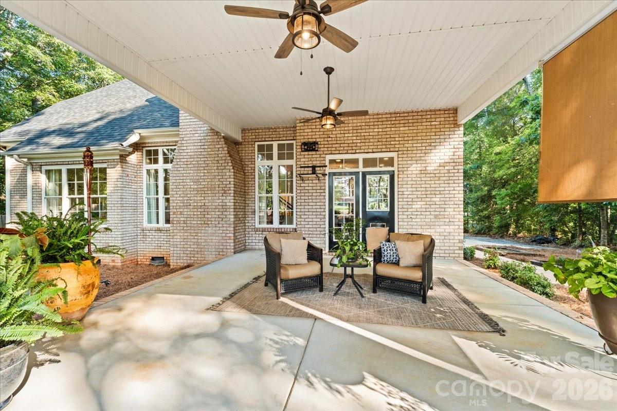 49437 Quail Trail Road — Norwood