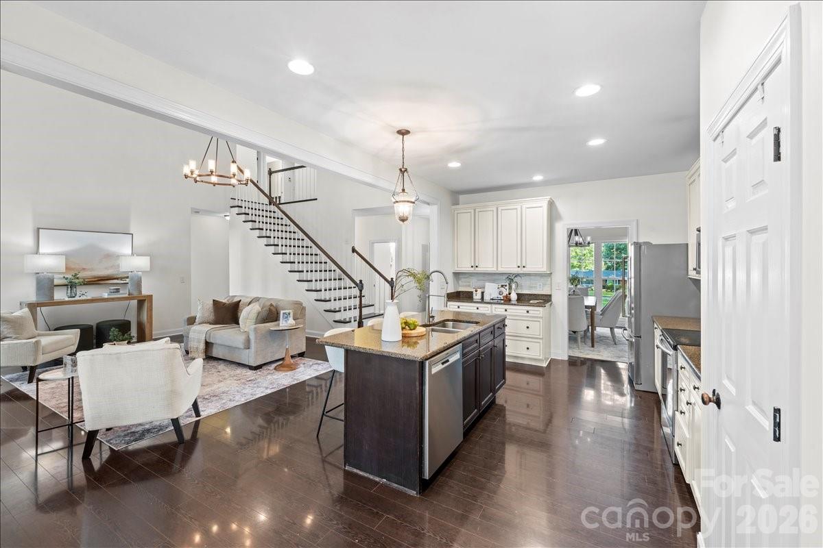 49437 Quail Trail Road — Norwood