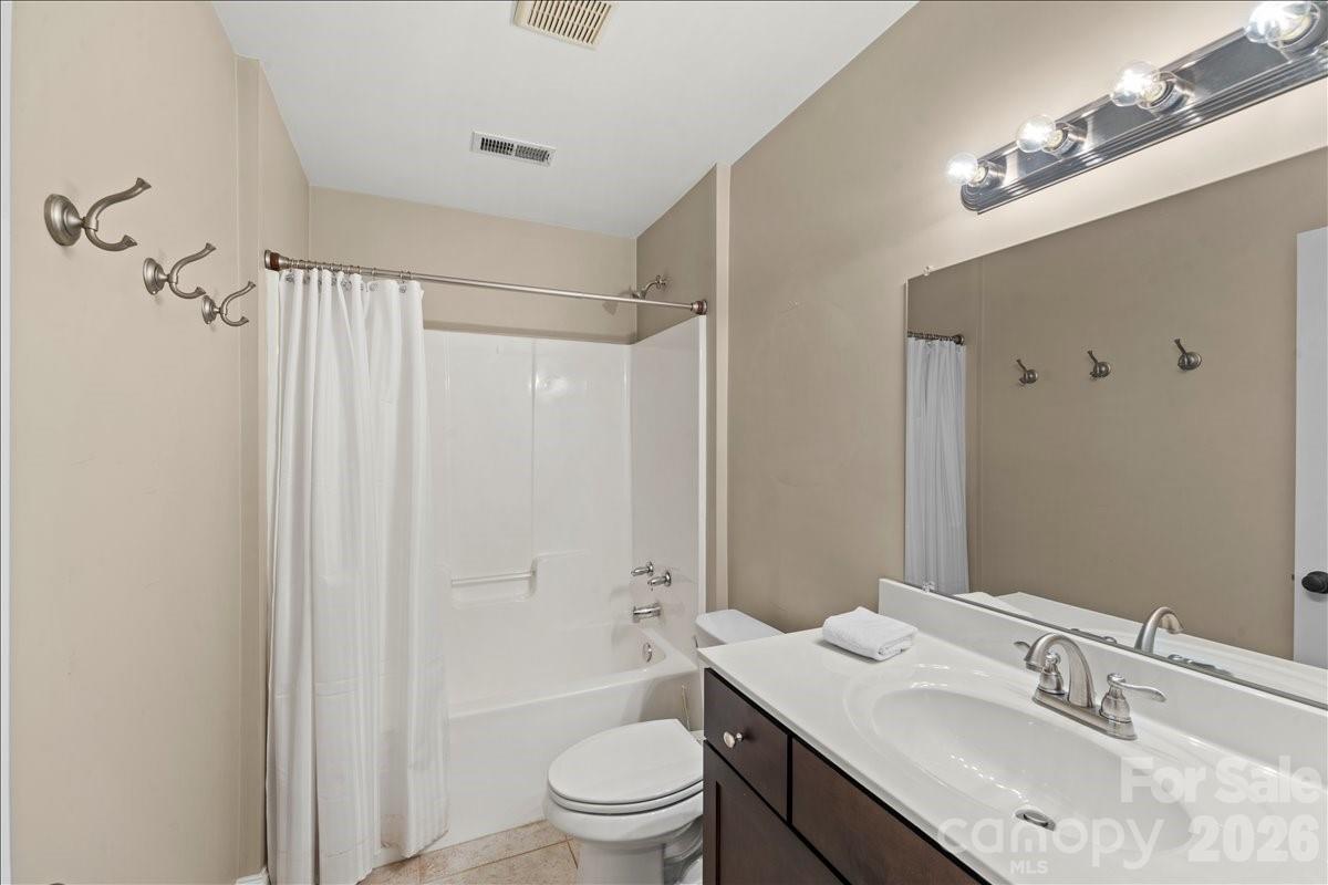 49437 Quail Trail Road — Norwood