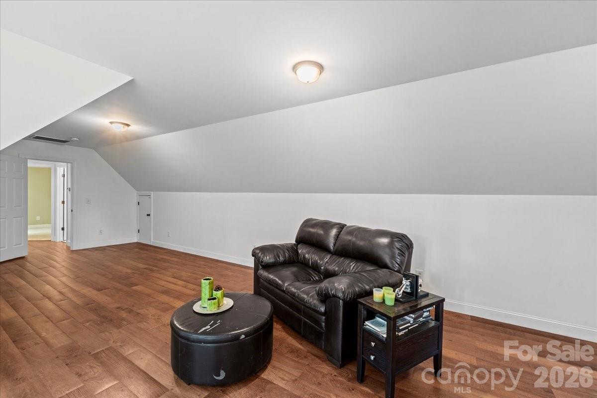 49437 Quail Trail Road — Norwood
