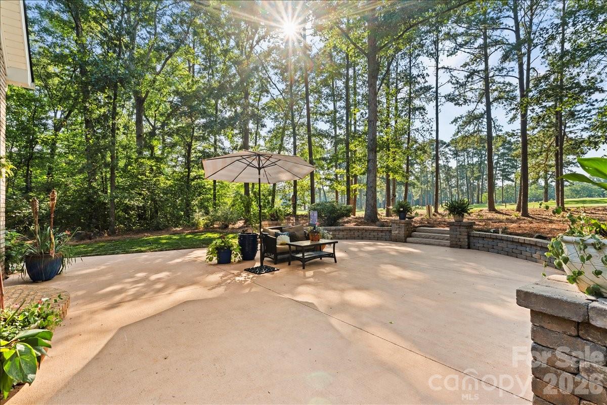 49437 Quail Trail Road — Norwood