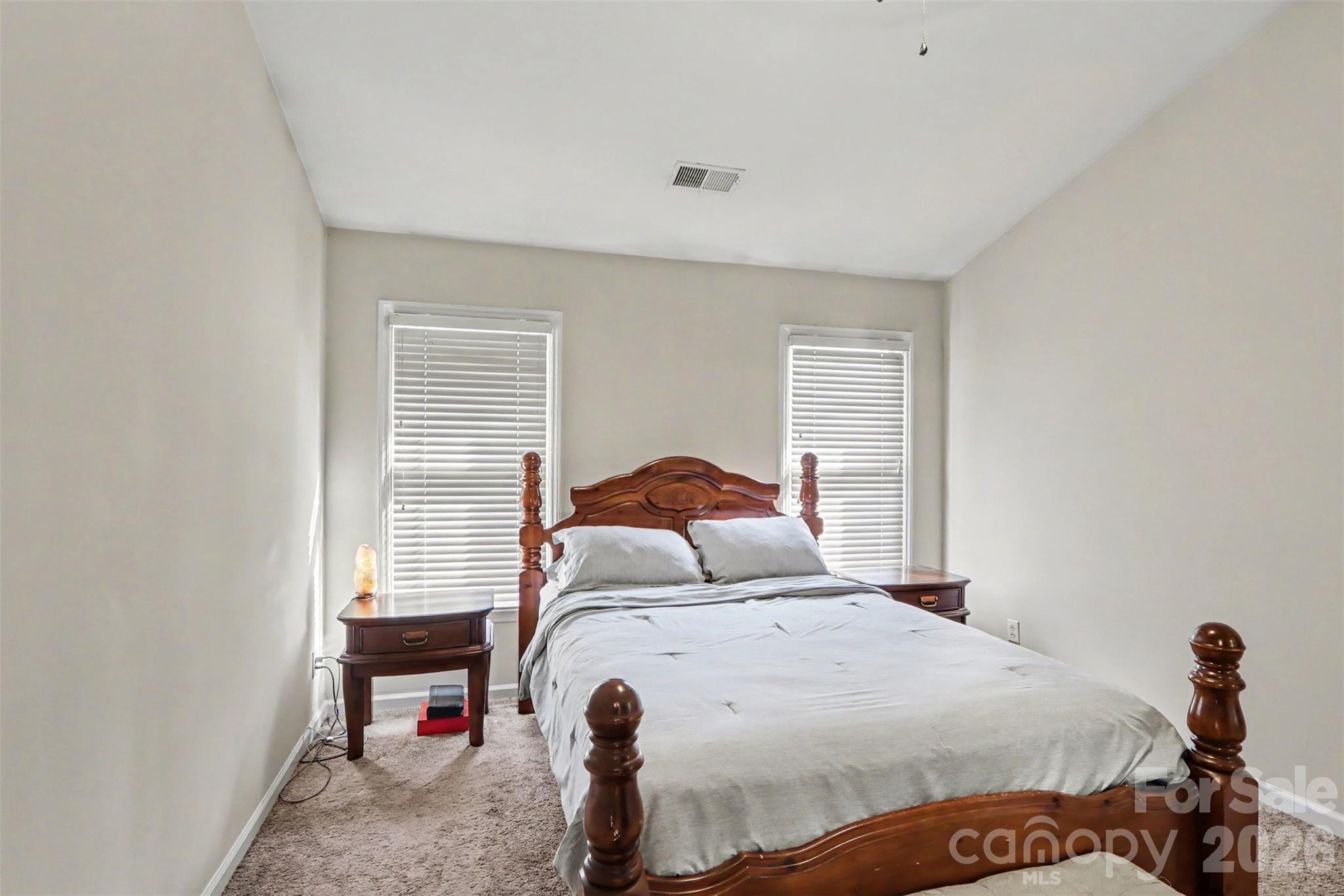 8606 Fox Chase Lane — Charlotte