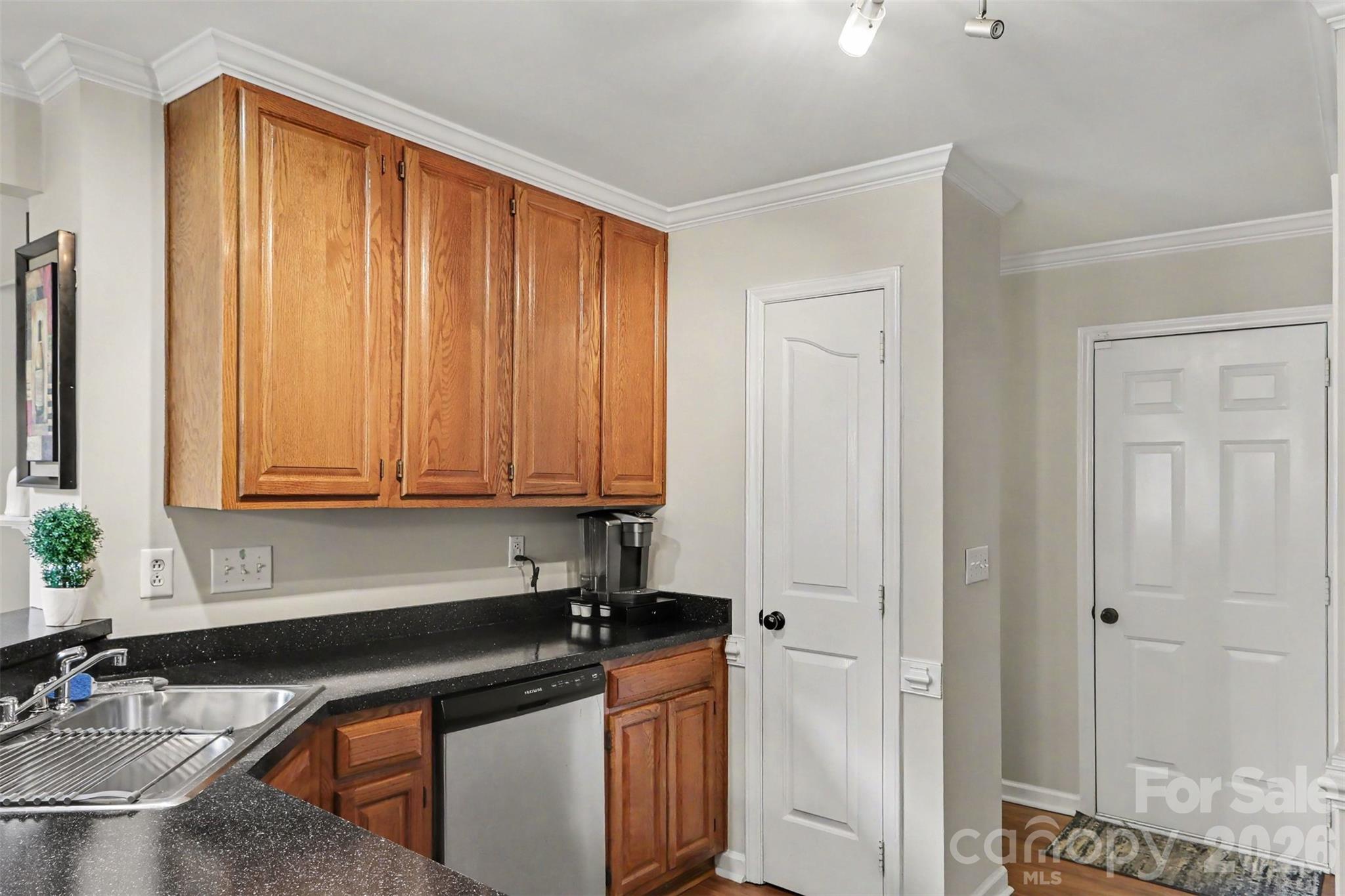 8606 Fox Chase Lane — Charlotte