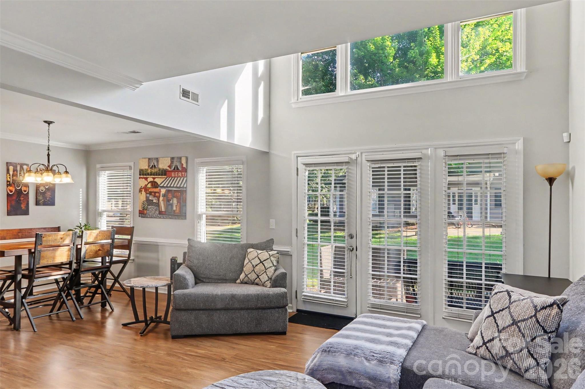 8606 Fox Chase Lane — Charlotte